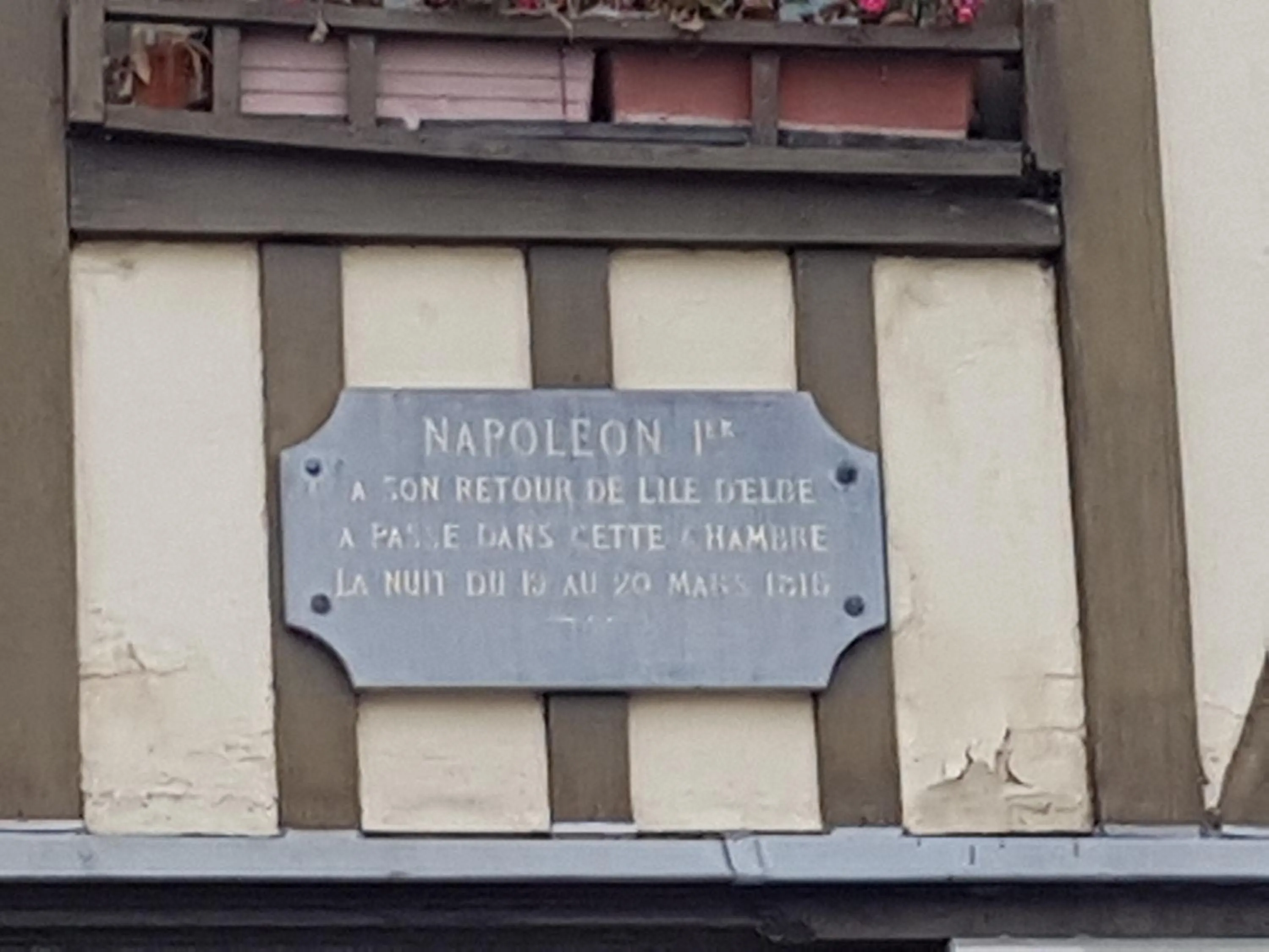 Off site in La Montignonne