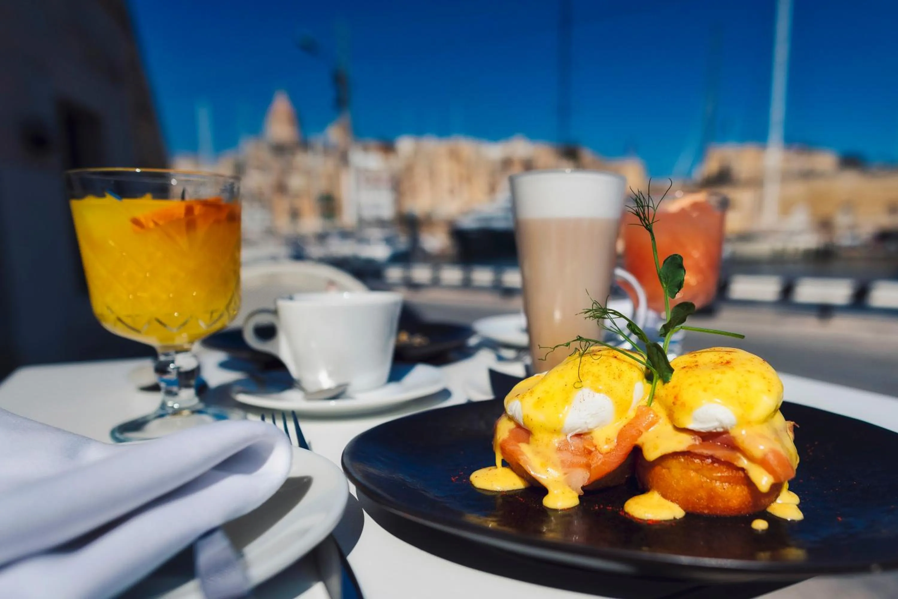 Restaurant/places to eat in Cugo Gran Macina Malta