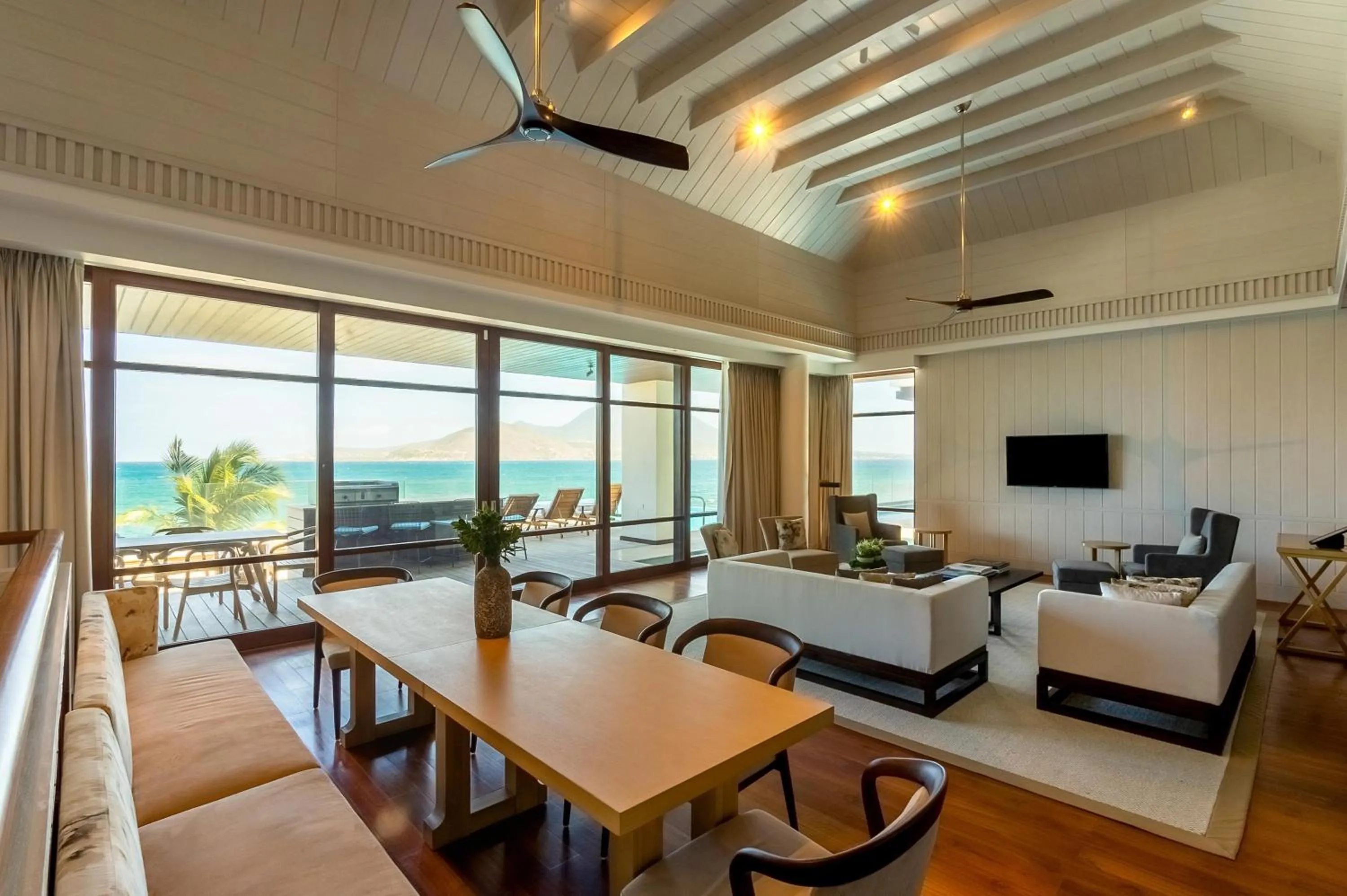 Photo of the whole room in Park Hyatt St. Kitts