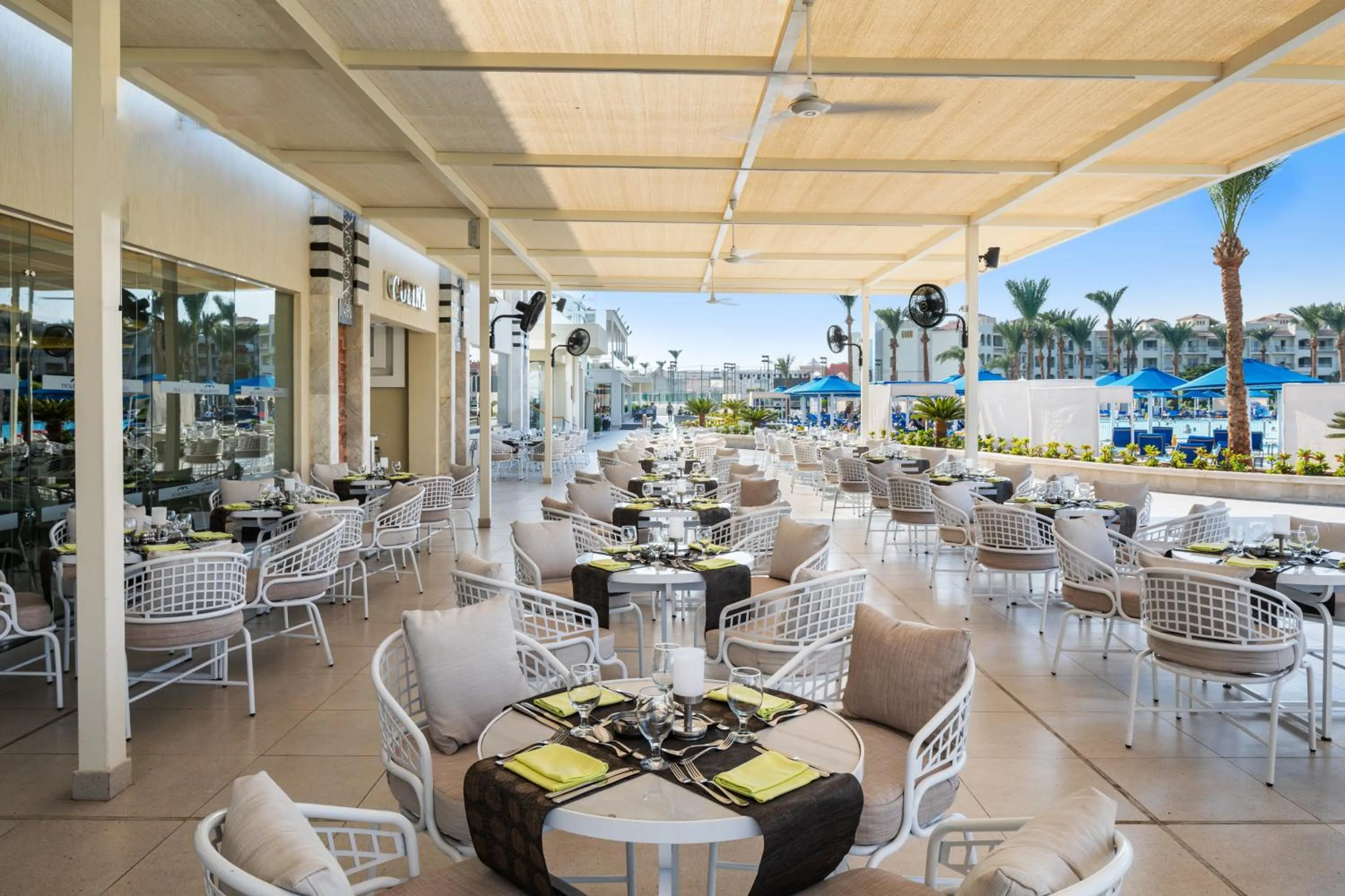 Restaurant/places to eat in Pickalbatros Dana Beach Resort - Aqua Park