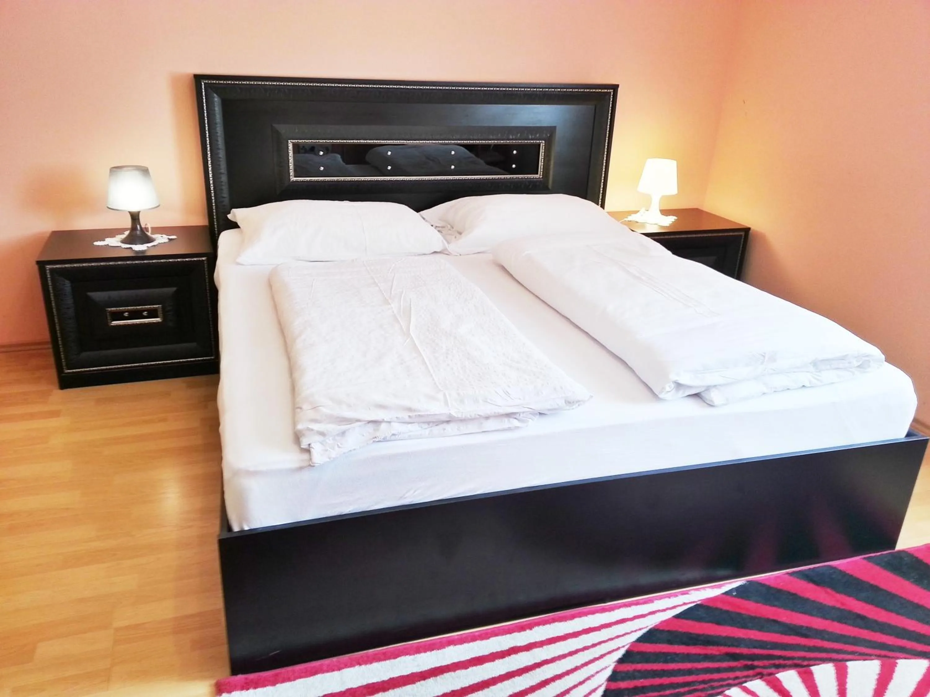 Bed in Pension Weisses Lamm