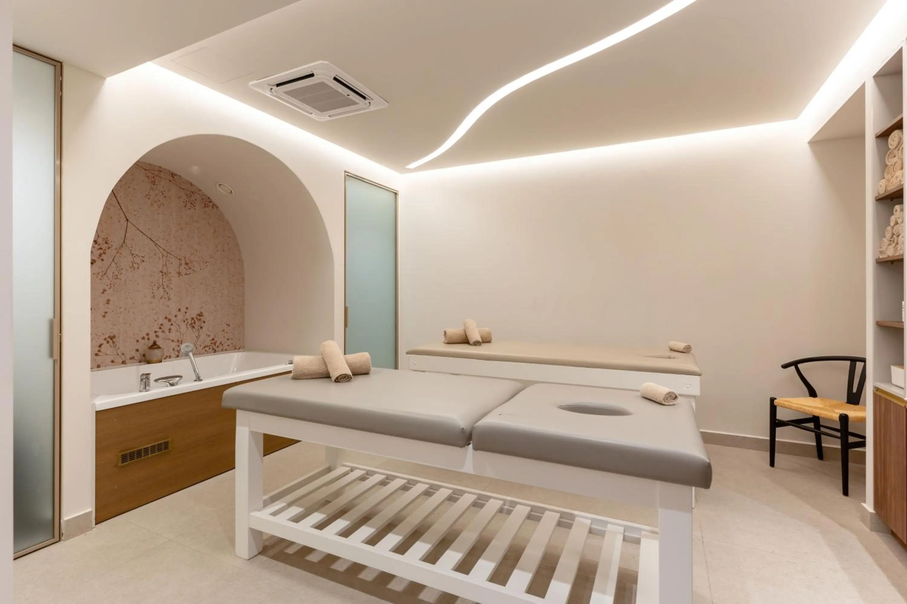 Spa and wellness centre/facilities, Bed in Bali Star Resort Hotel