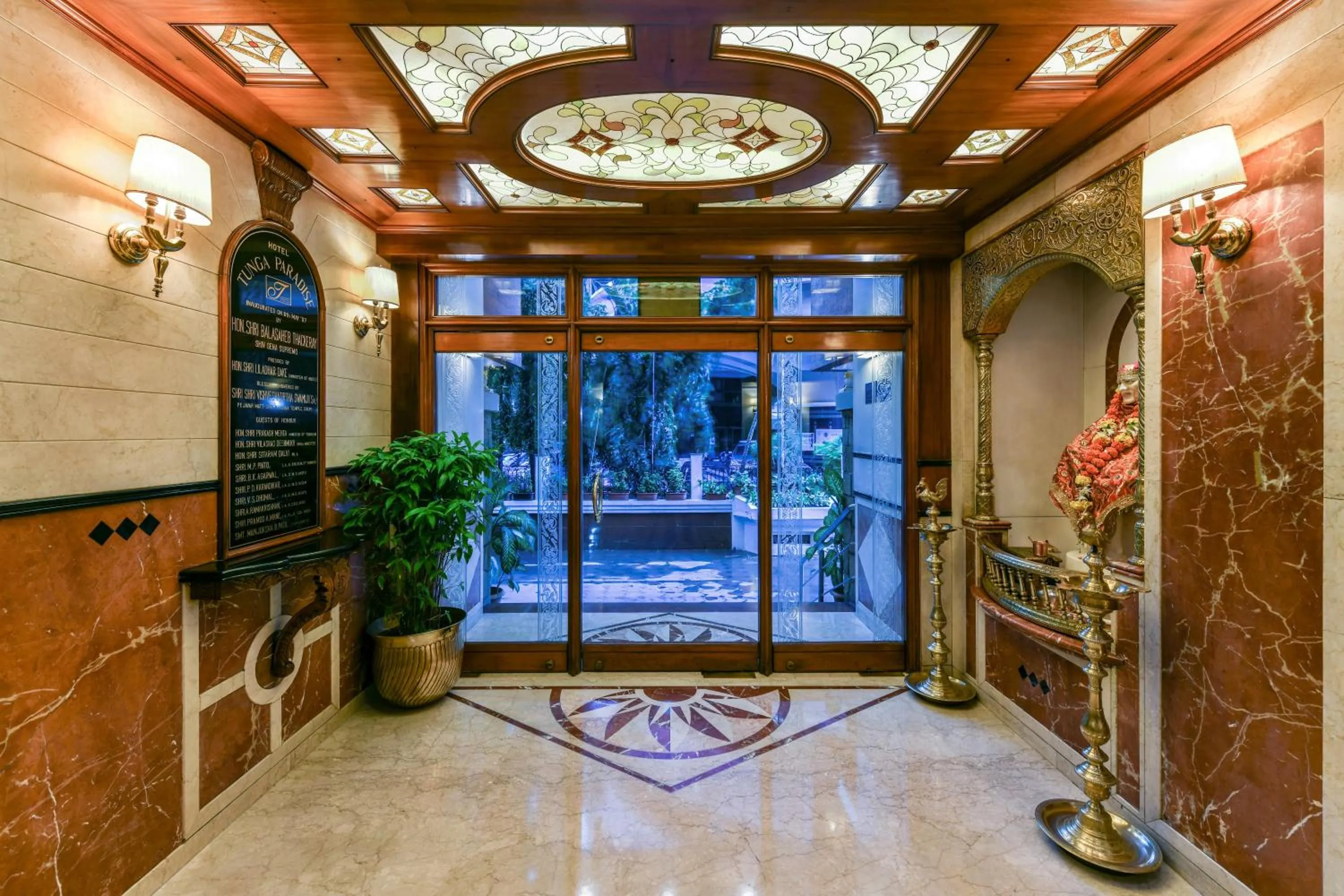 Facade/entrance in The Paradise By Tunga