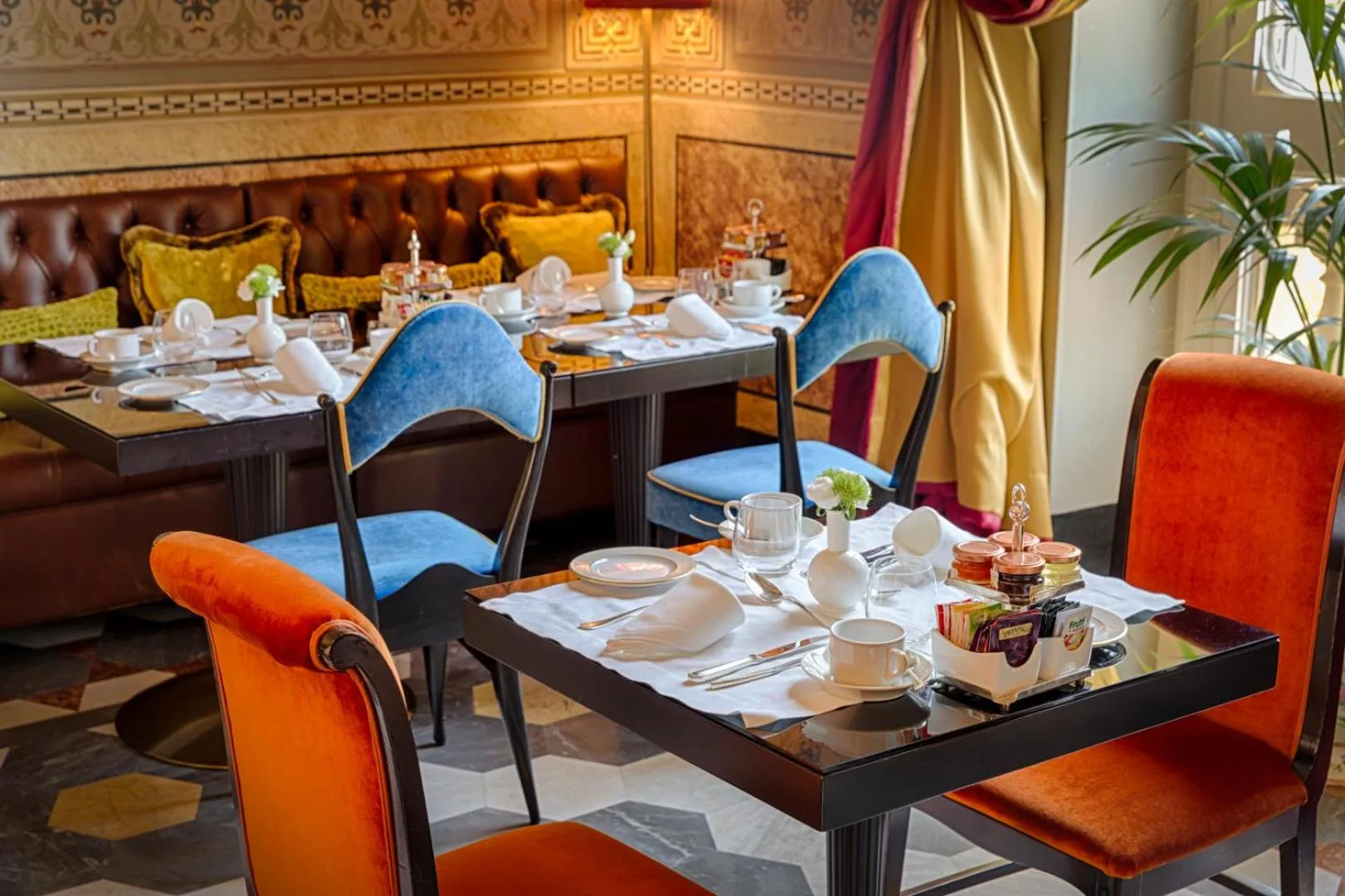 Dining area in Villa Cora