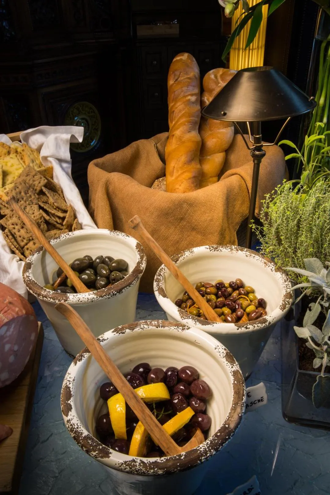 Food and drinks in Villa Cora