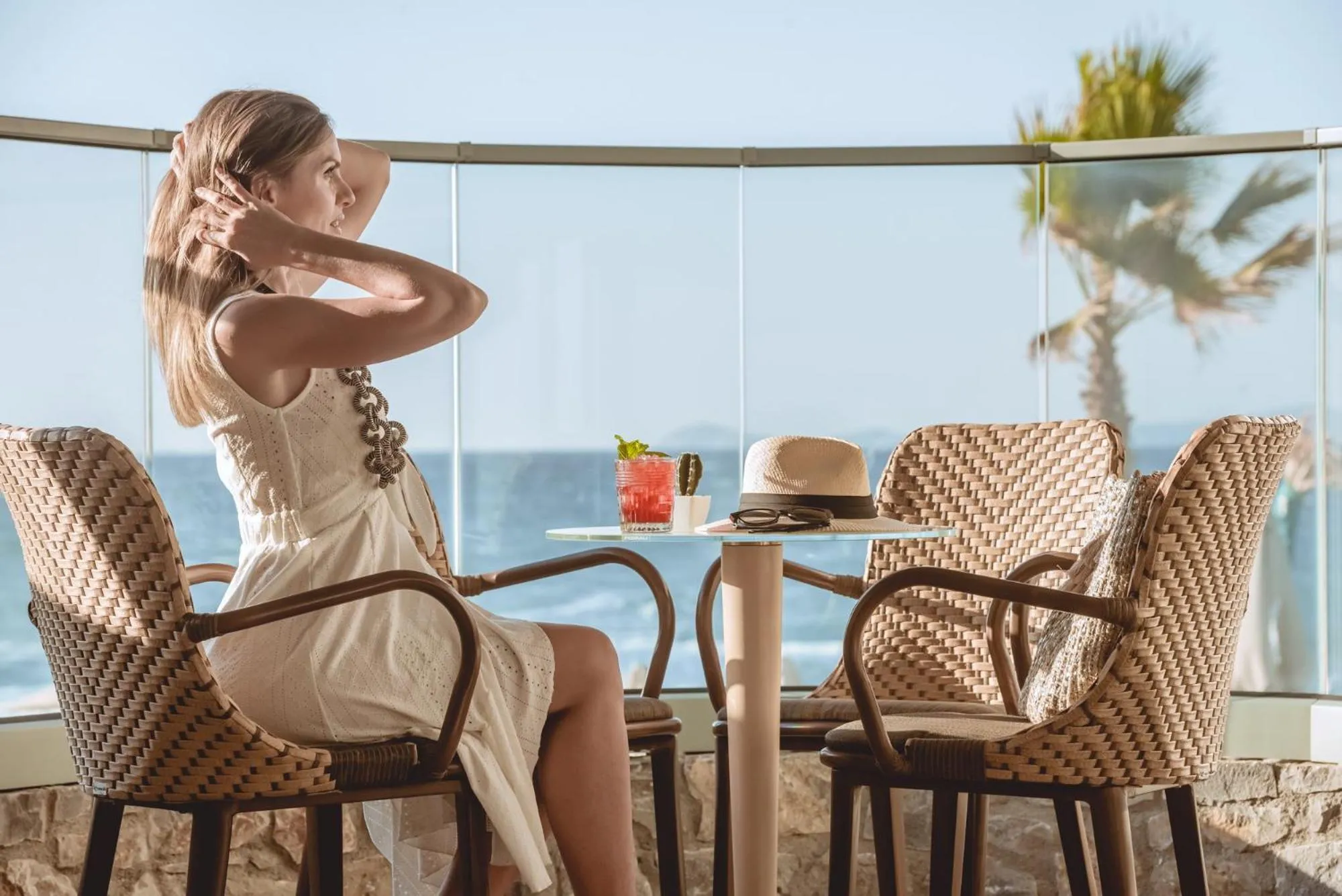 Lounge or bar in Arina Beach Resort