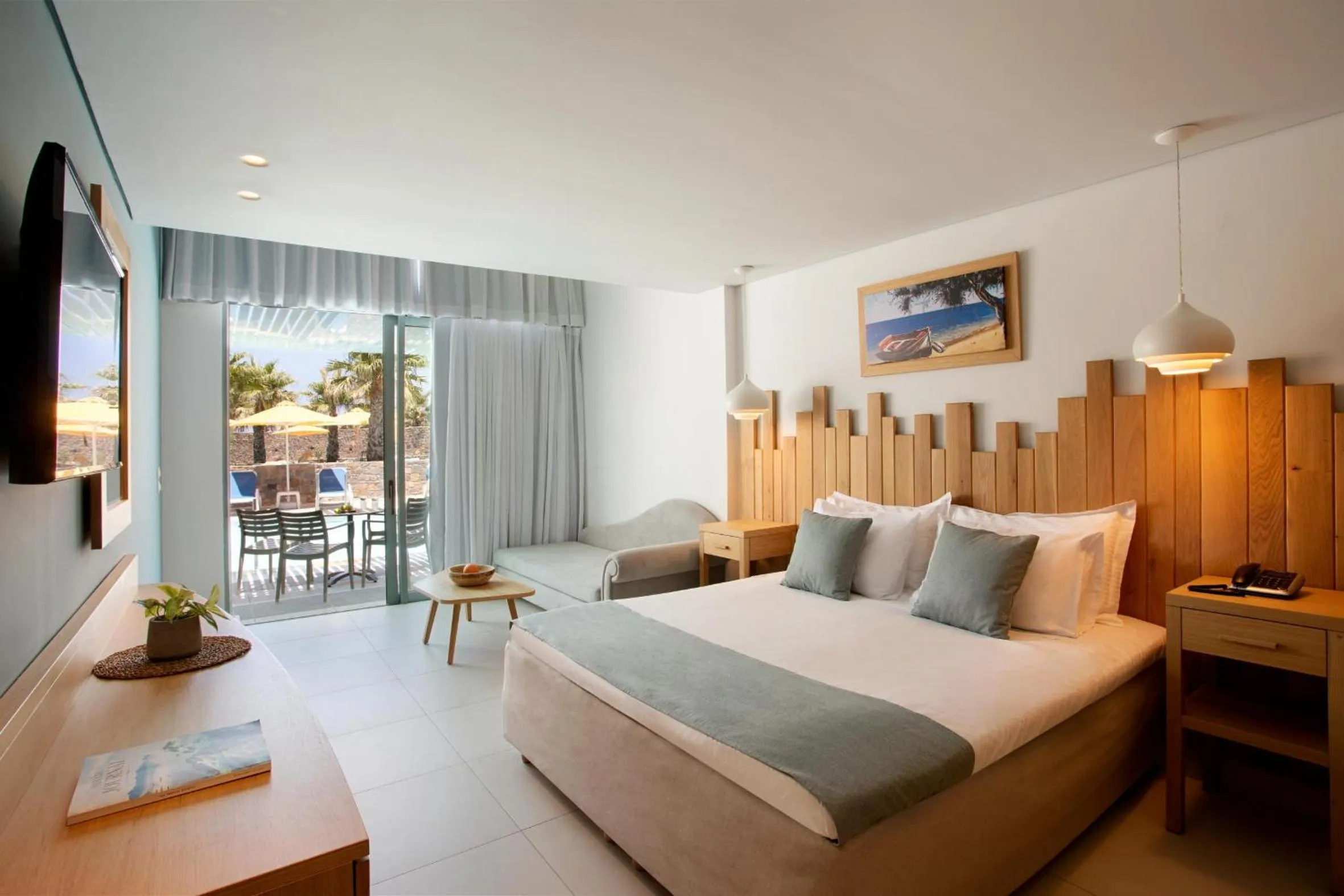 Photo of the whole room, Bed in Arina Beach Resort
