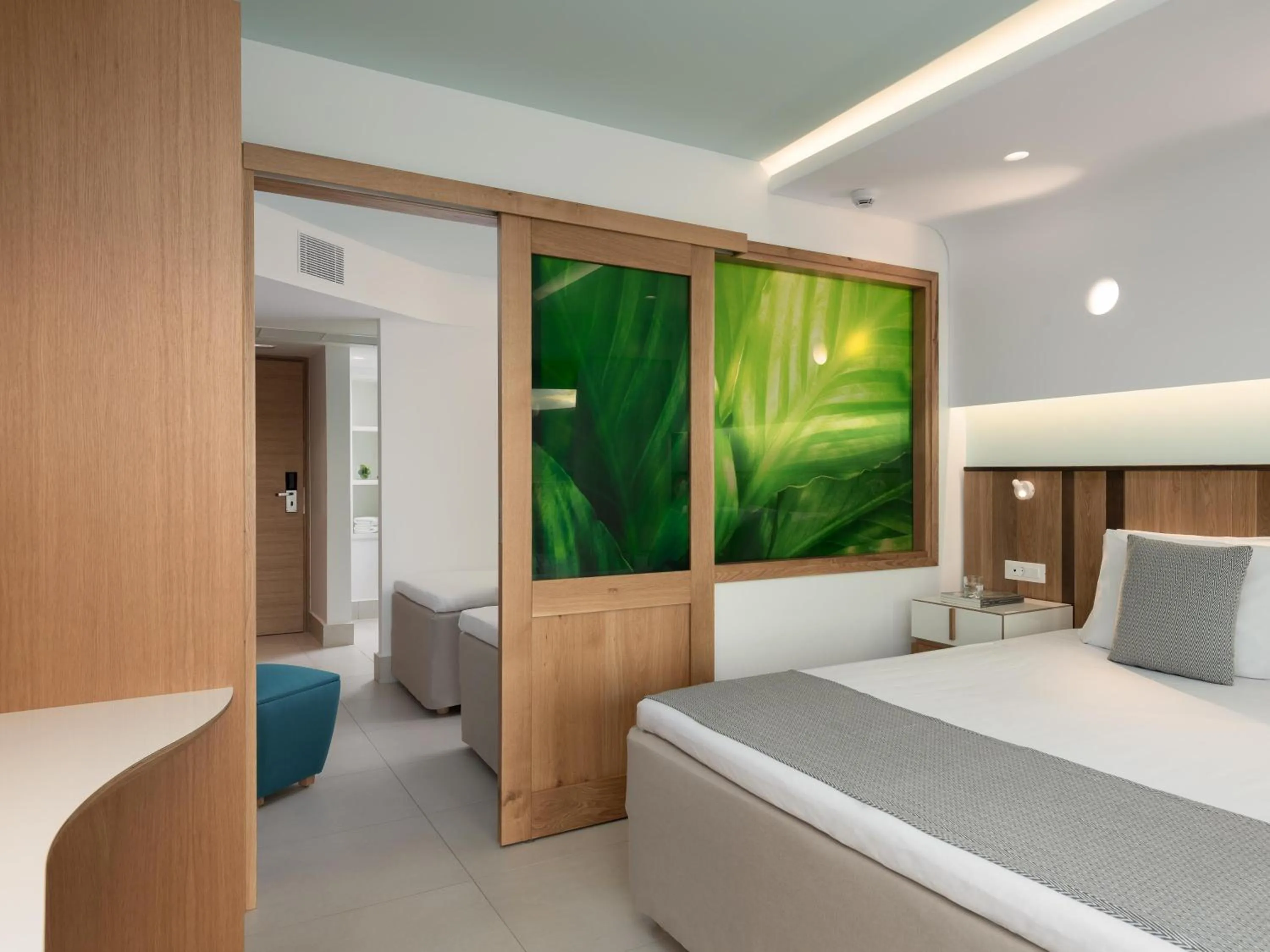 Photo of the whole room, Bed in Arina Beach Resort