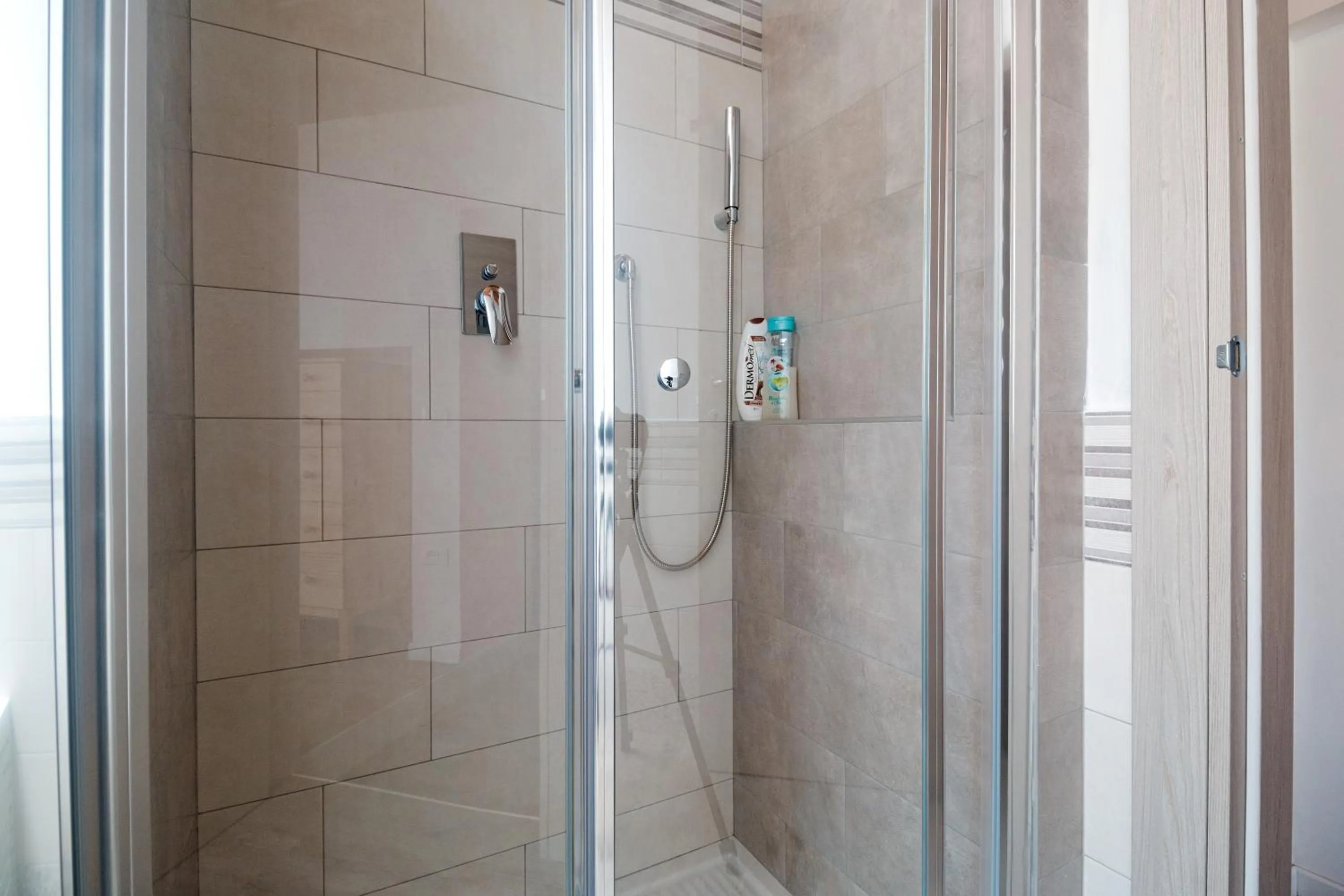 Shower in Locanda Su Recreu
