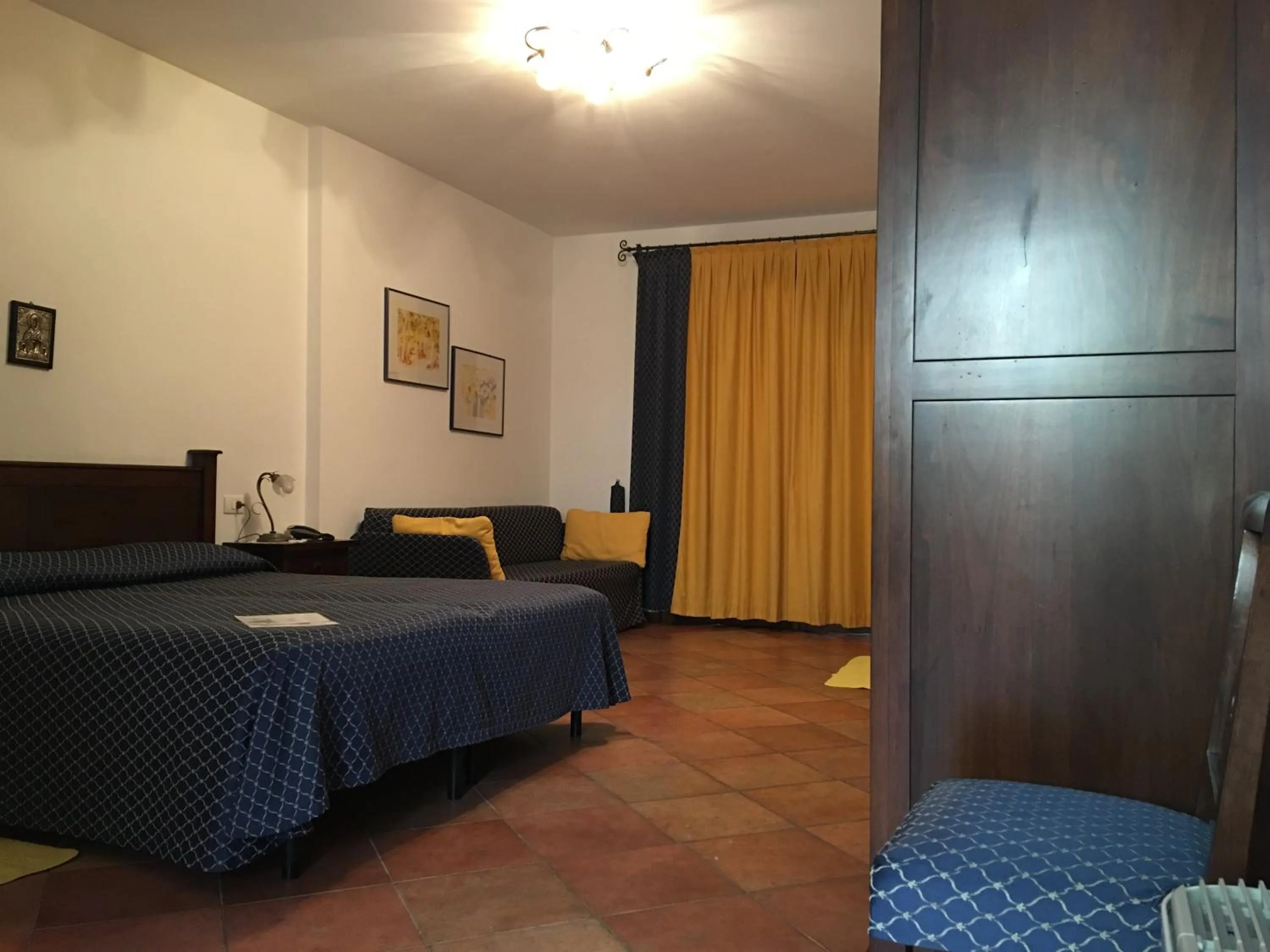 Photo of the whole room in Belvedere Hotel & Villa