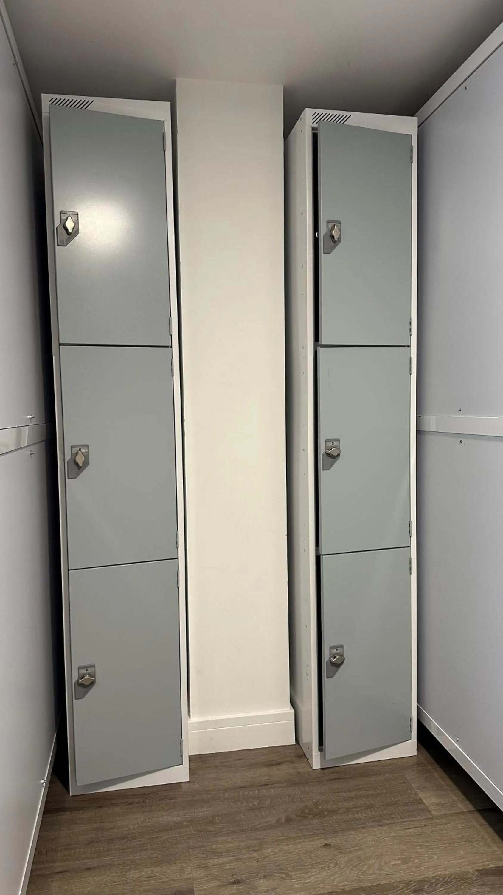 microwave in Smart Camden Inn