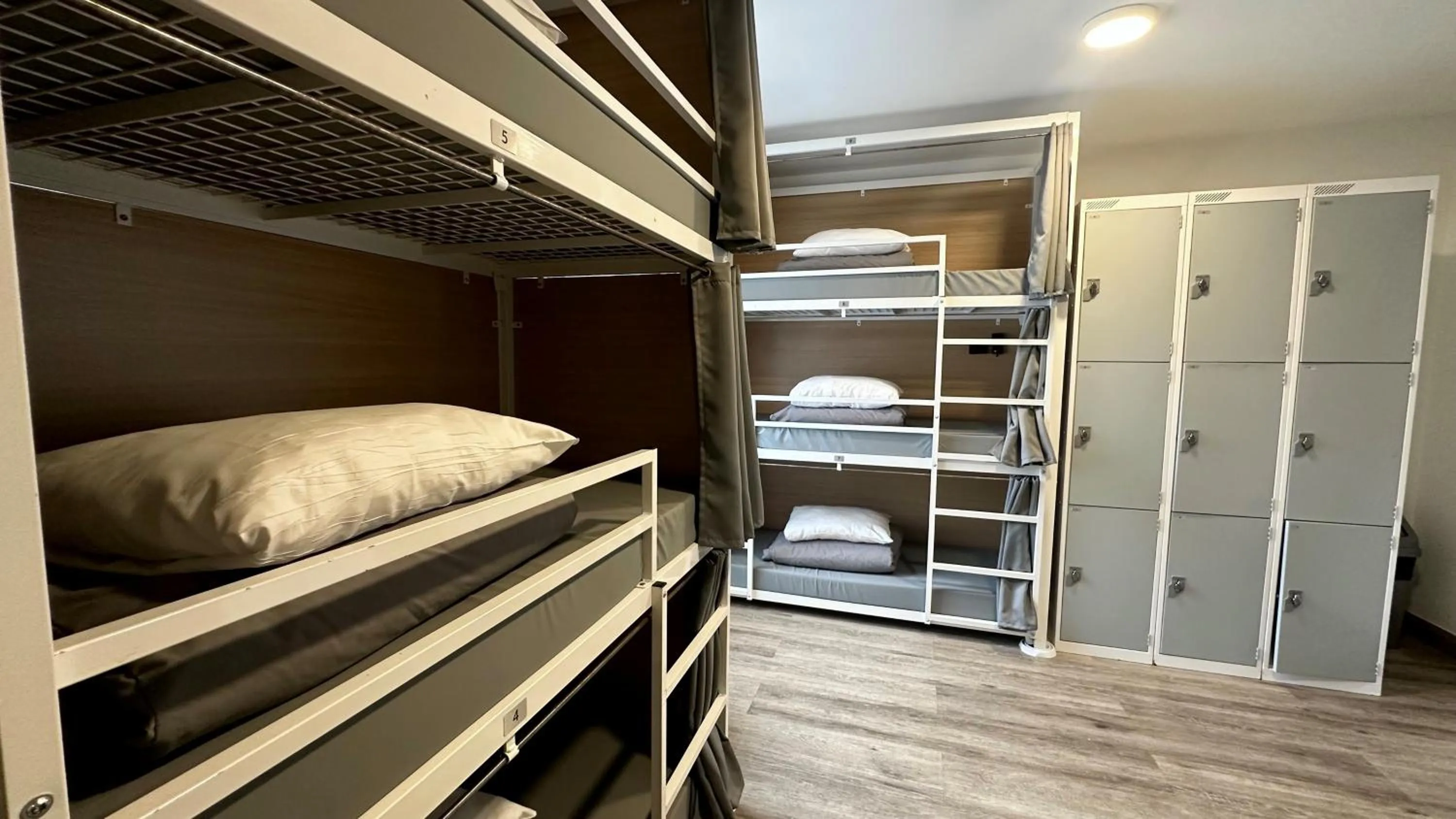 Bedroom, Bed in Smart Camden Inn