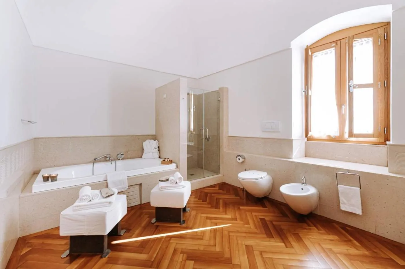 Hot Tub in Santa Rosa Relais