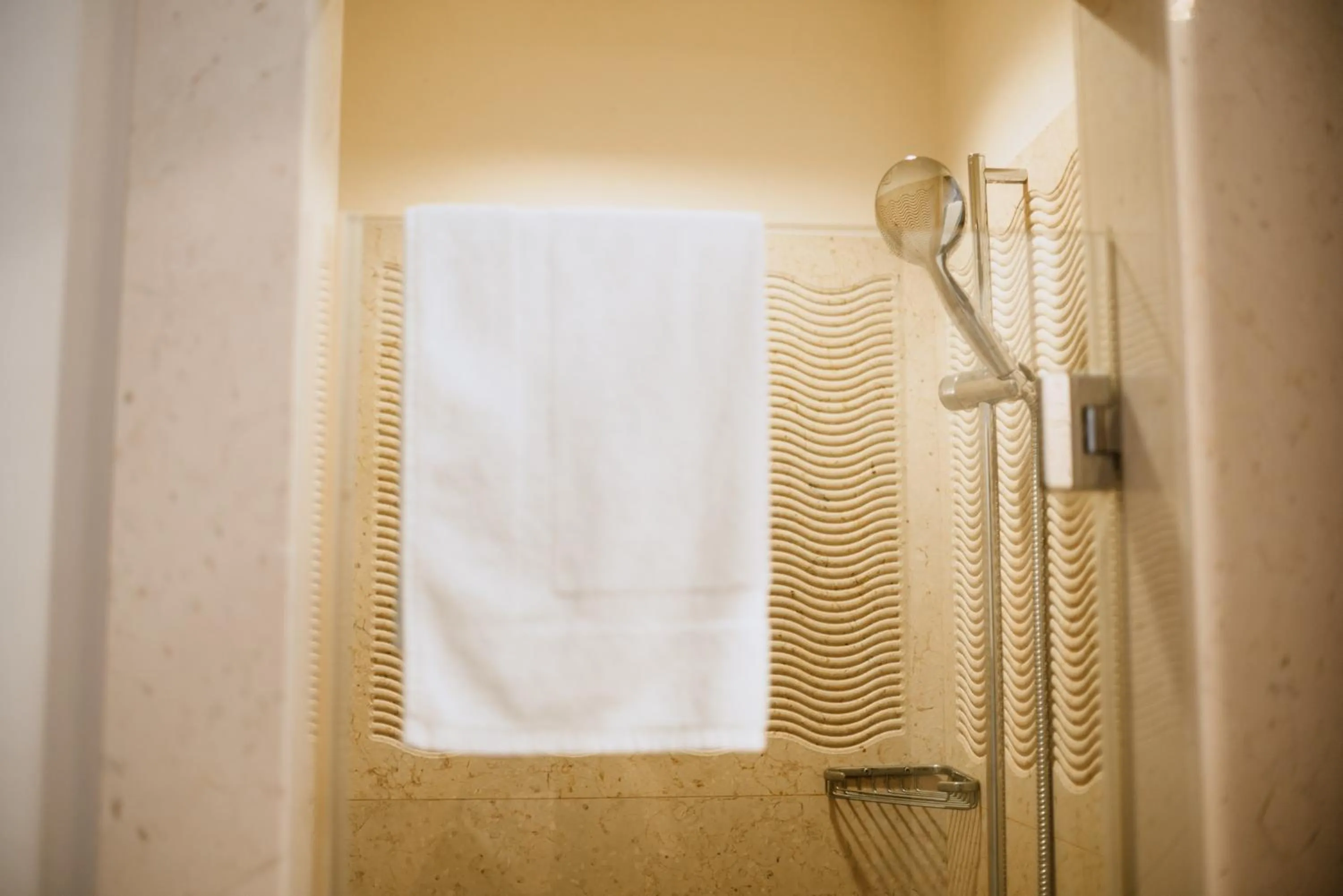 Shower in Santa Rosa Relais