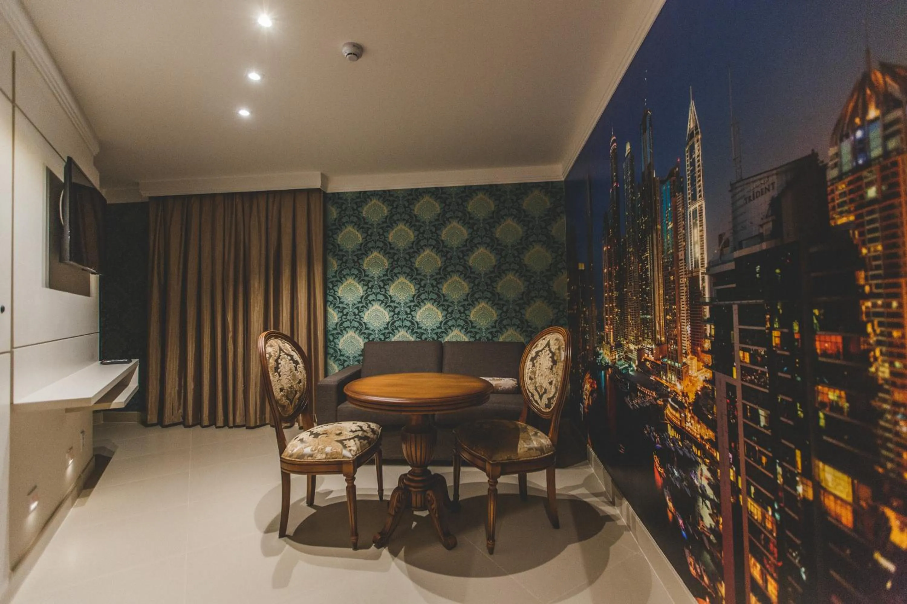 Golden Lis Hotel Boutique