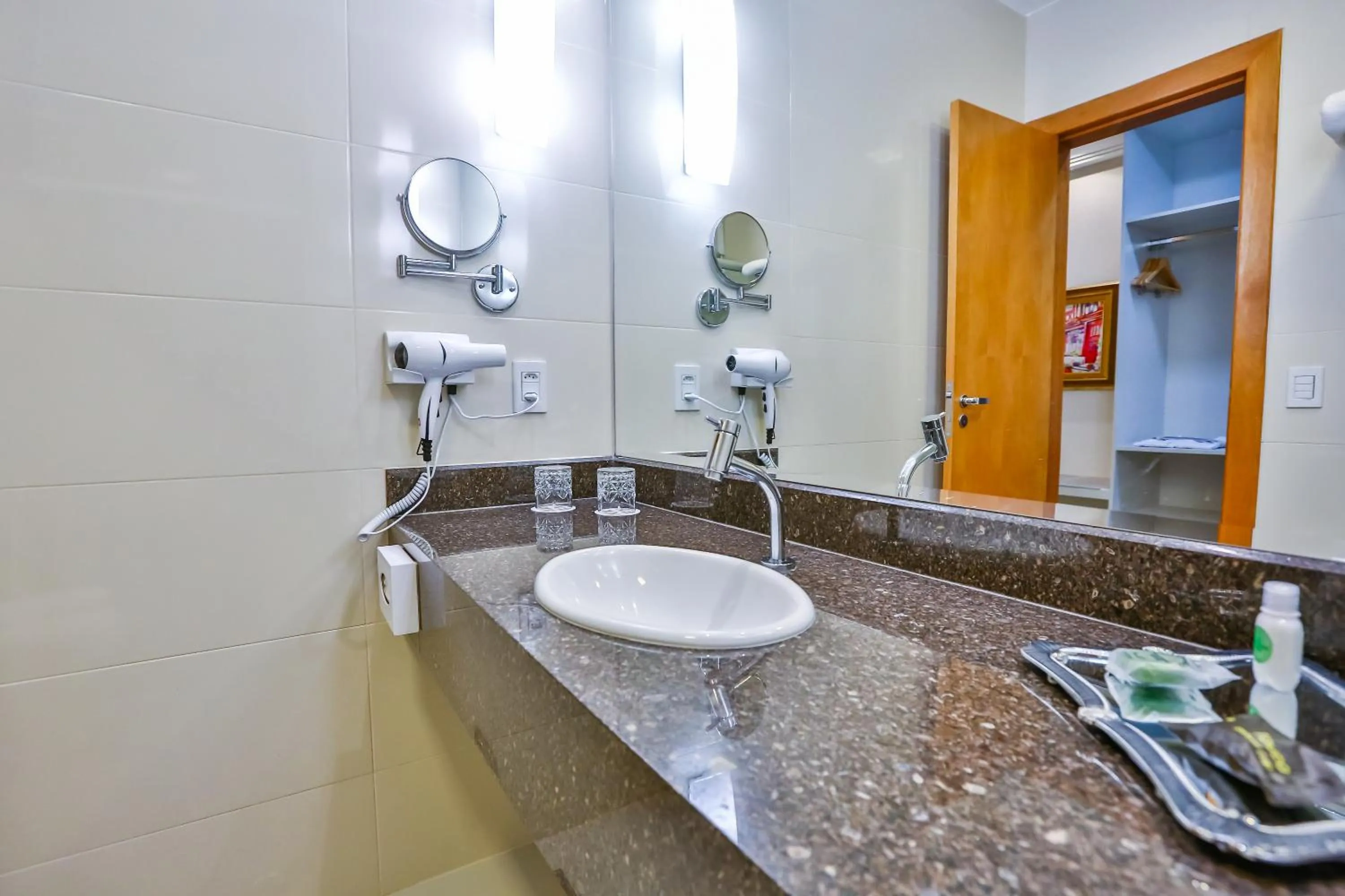 Golden Lis Hotel Boutique