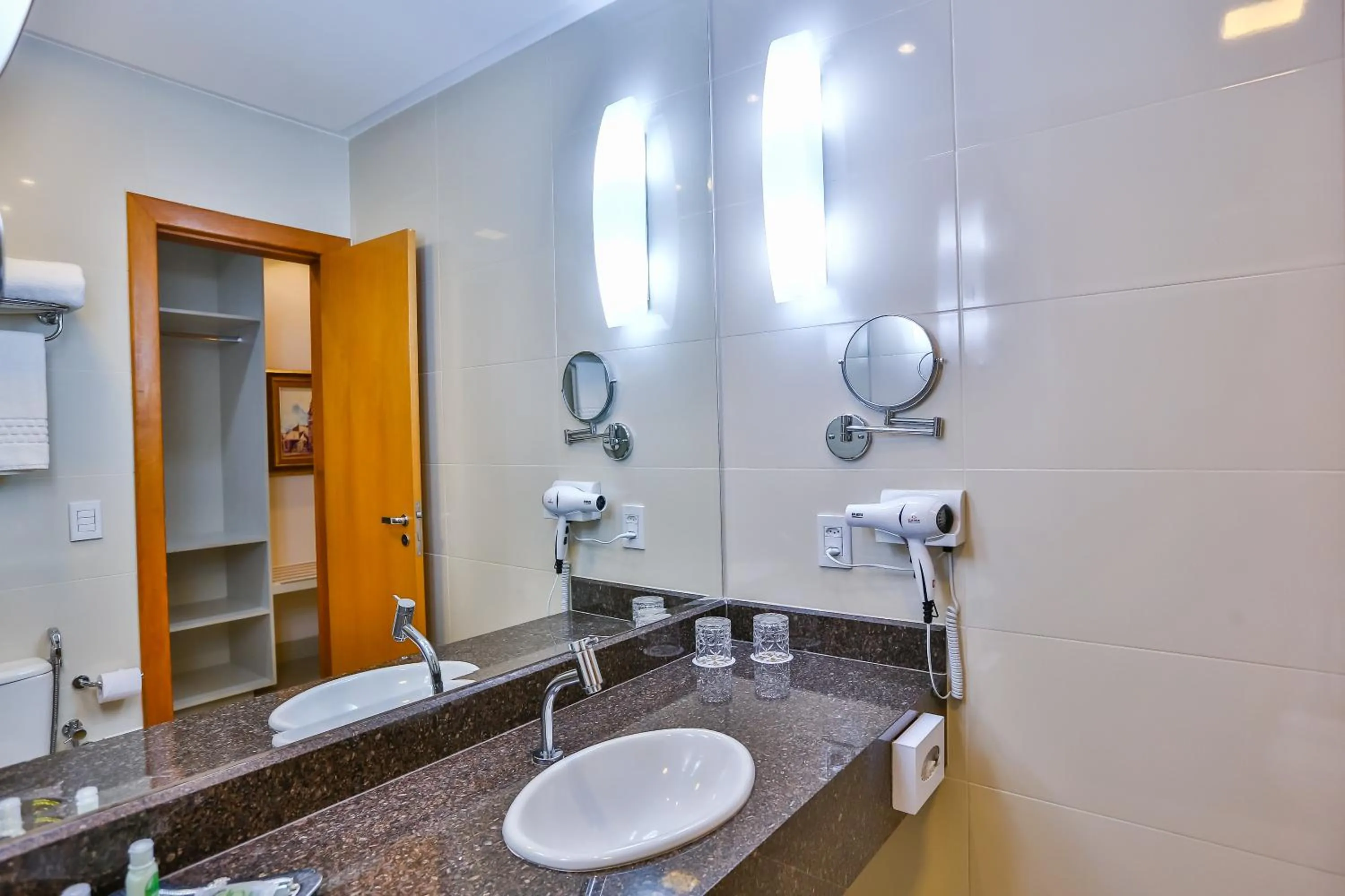 Golden Lis Hotel Boutique