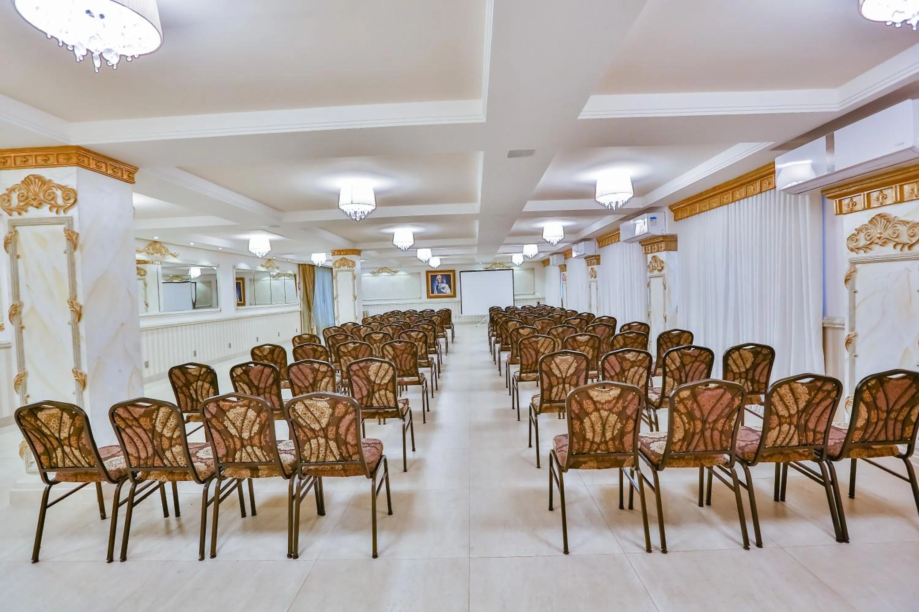 Golden Lis Hotel Boutique