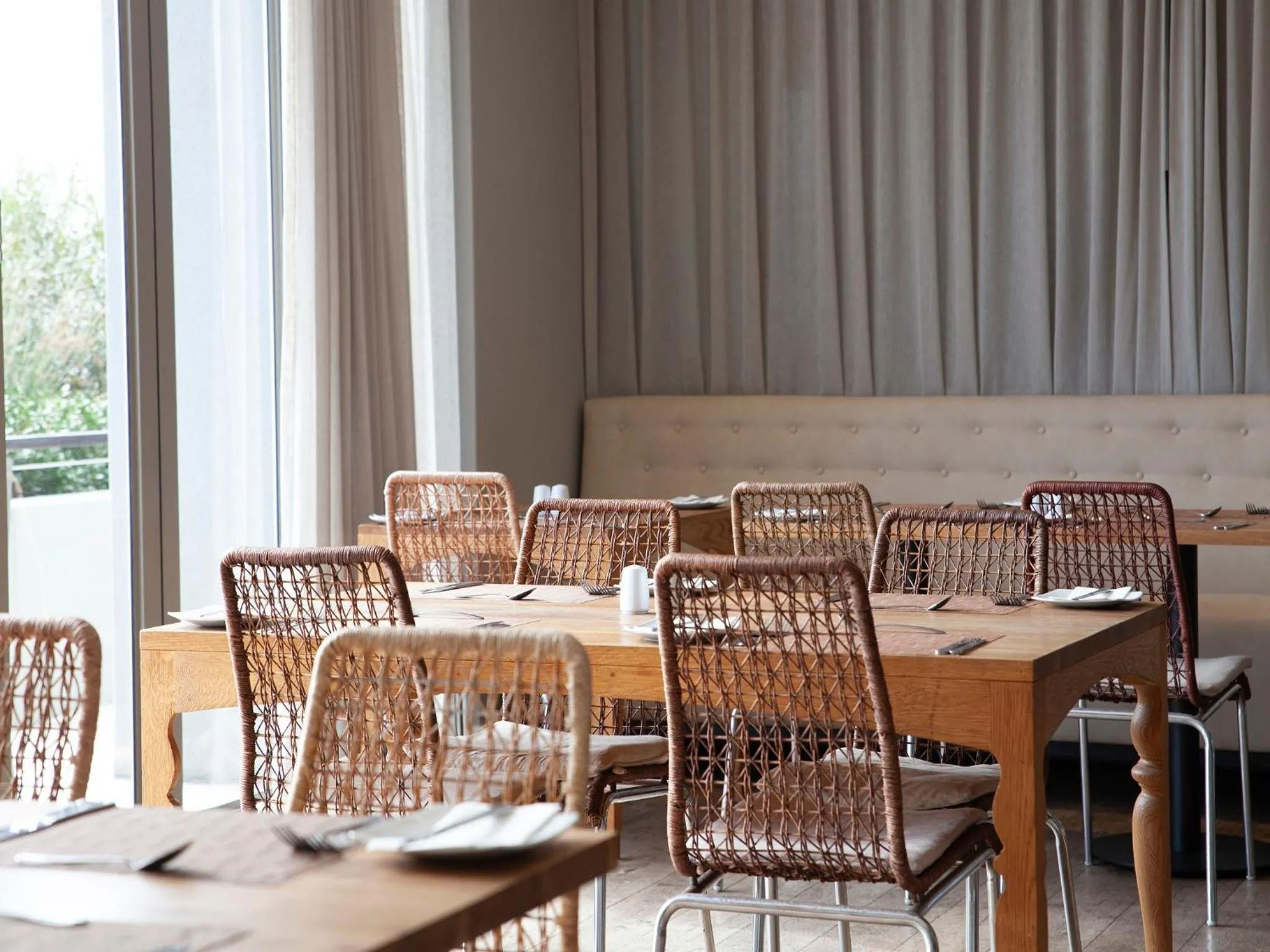 Restaurant/places to eat in Atlantic Beach Hotel