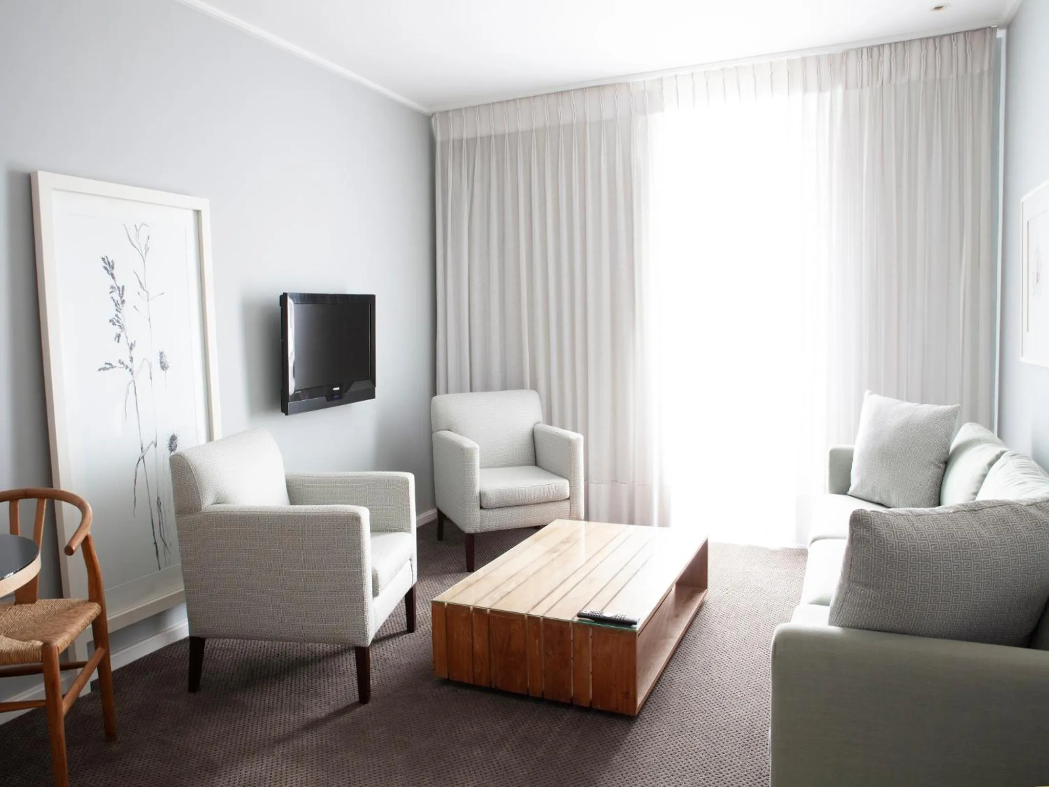 TV and multimedia in Atlantic Beach Hotel