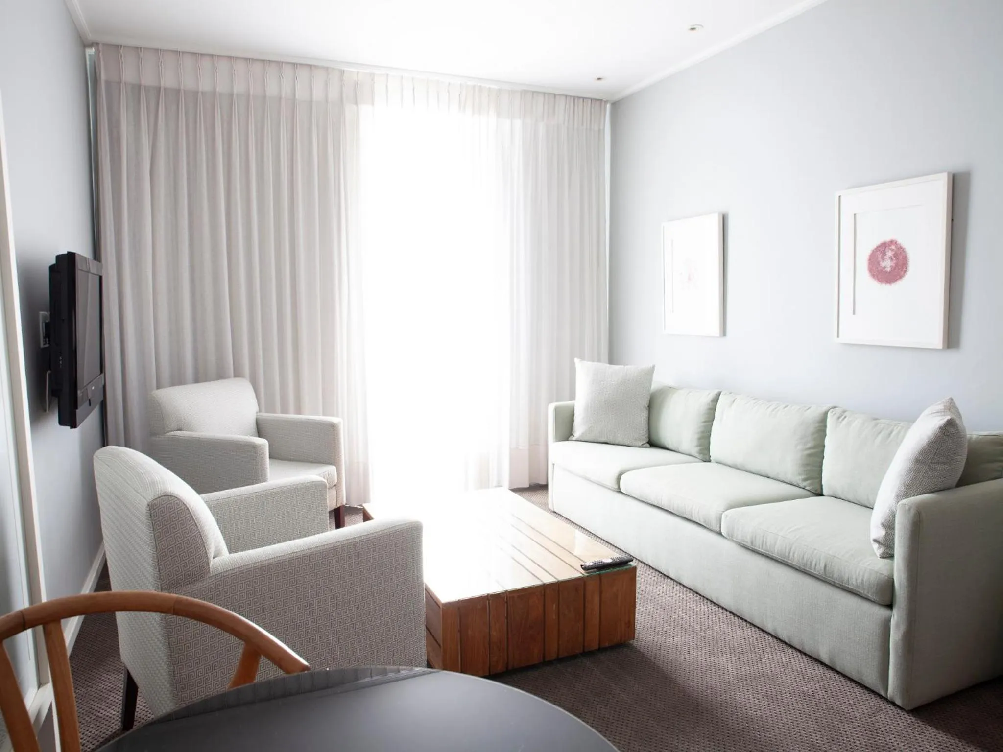 Seating area in Atlantic Beach Hotel