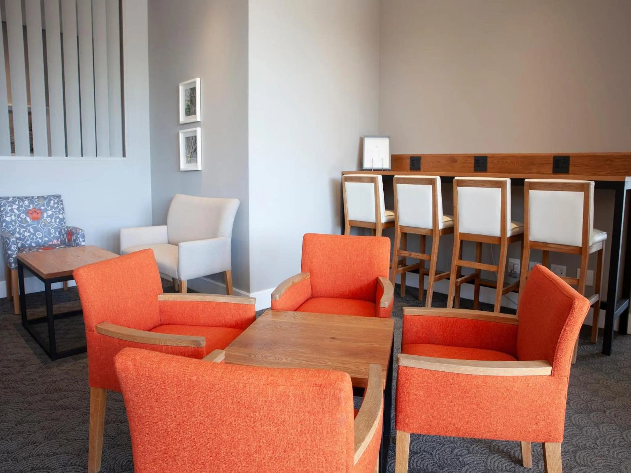 Lounge or bar in Atlantic Beach Hotel