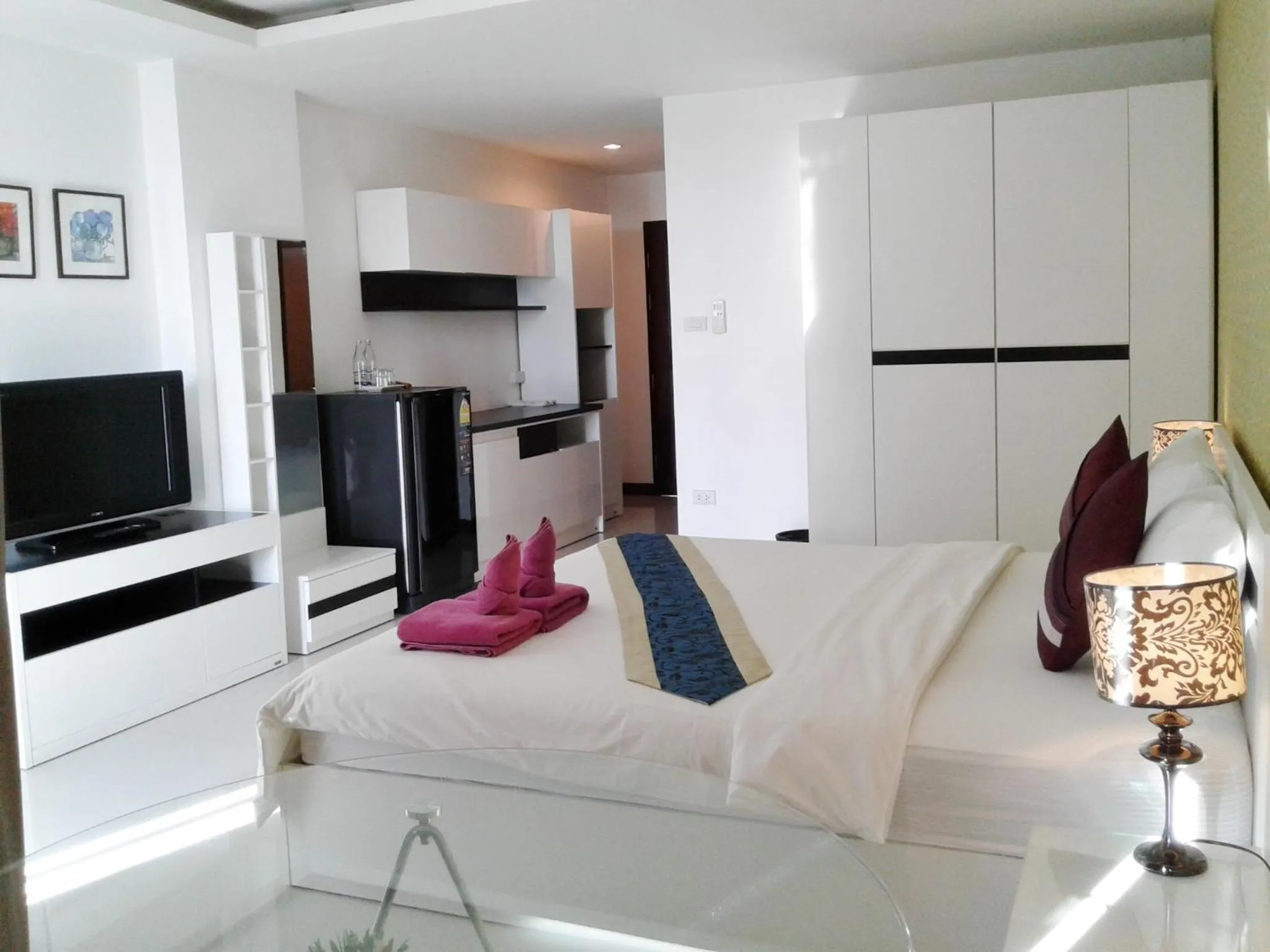 Photo of the whole room, Bed in Grand Residence Jomtien