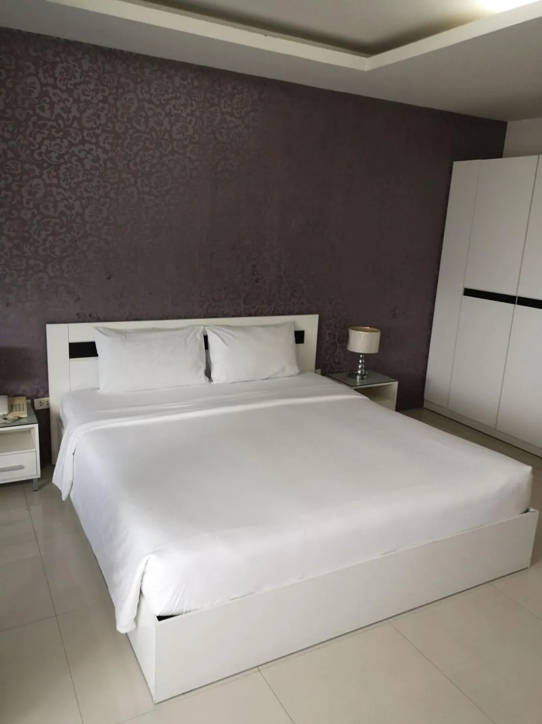 Bed in Grand Residence Jomtien