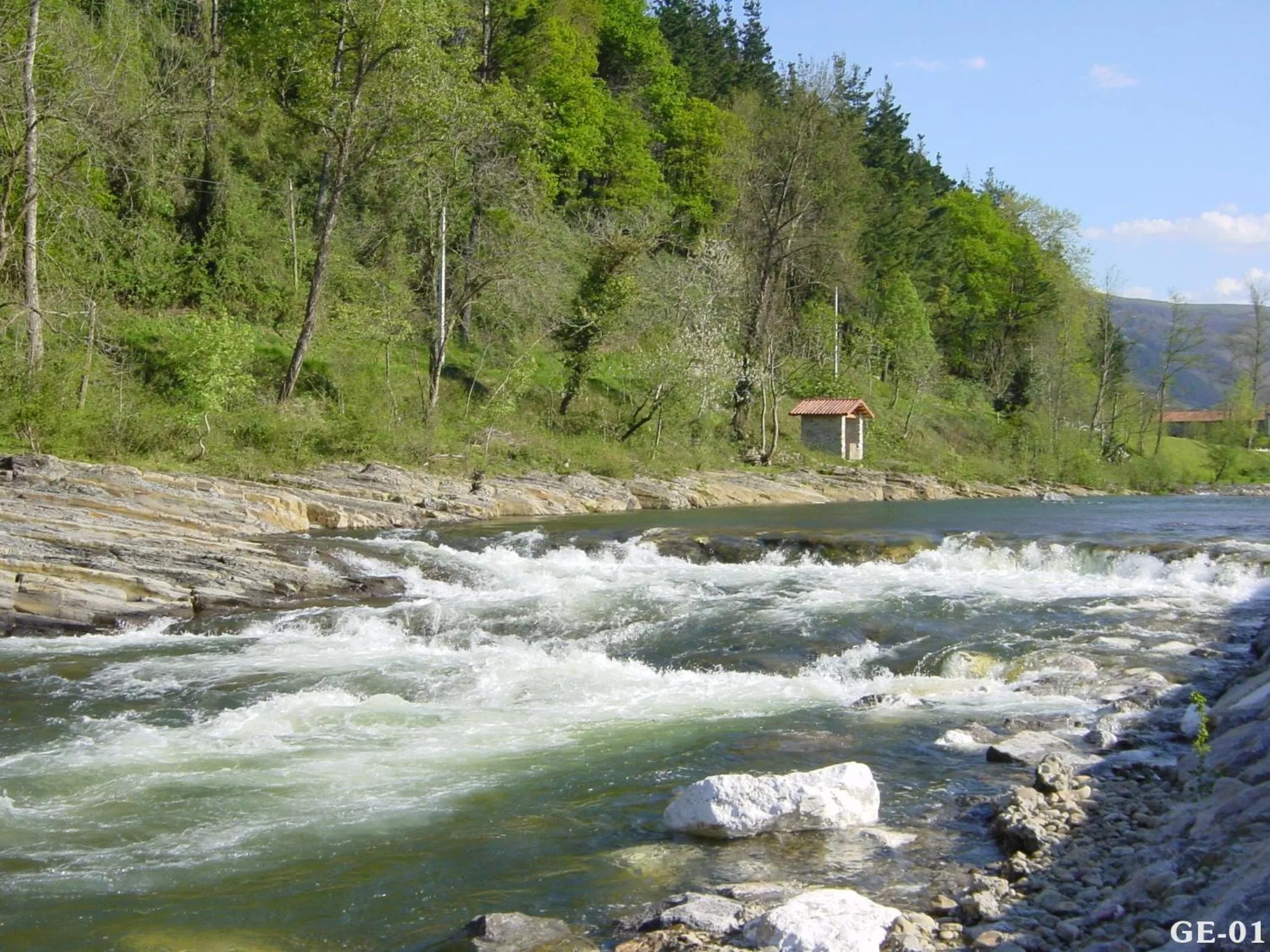Twin Room in Hotel Balneario De Alceda