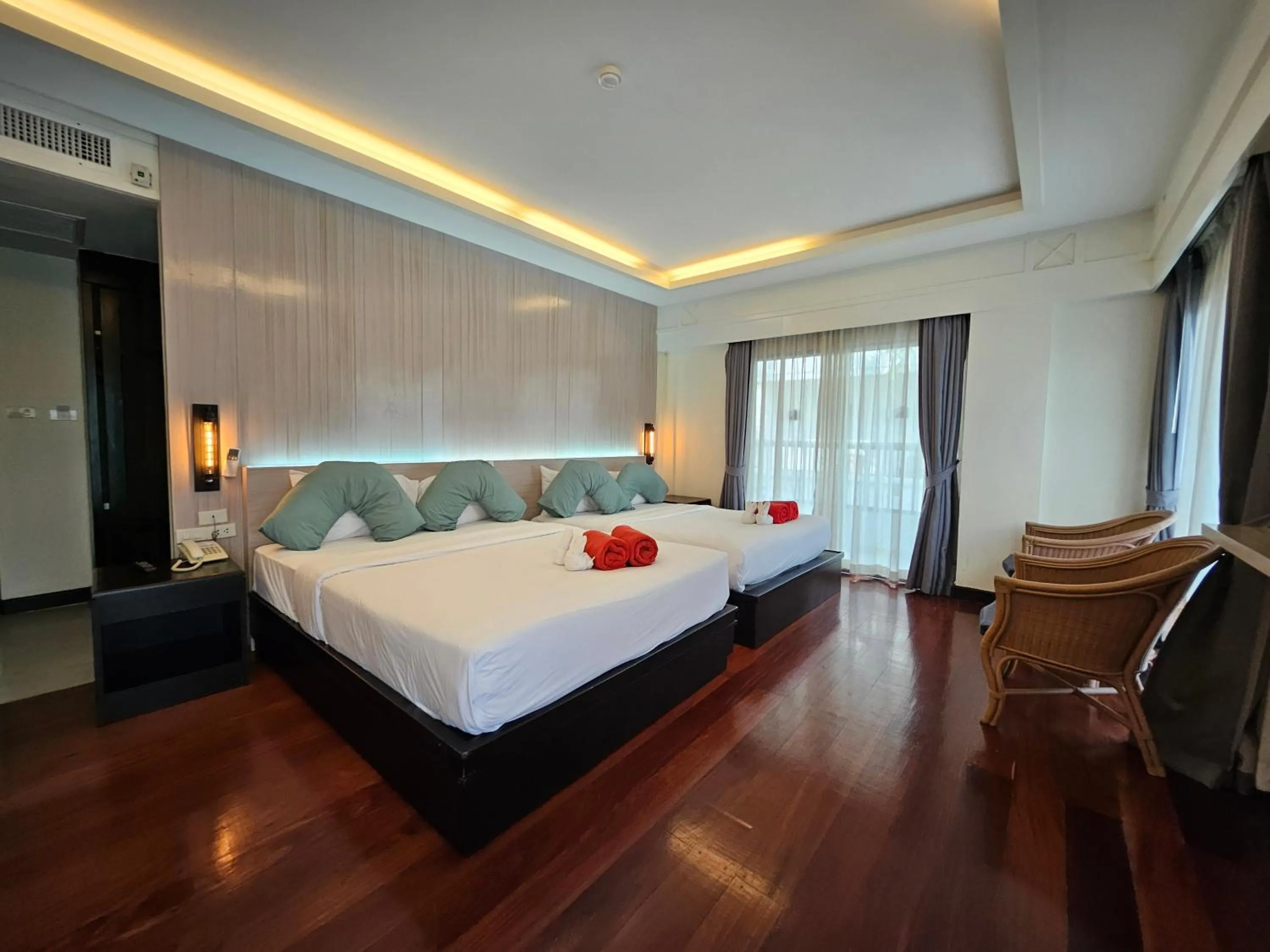 Bed in Grand Jomtien Palace Hotel - SHA Extra Plus