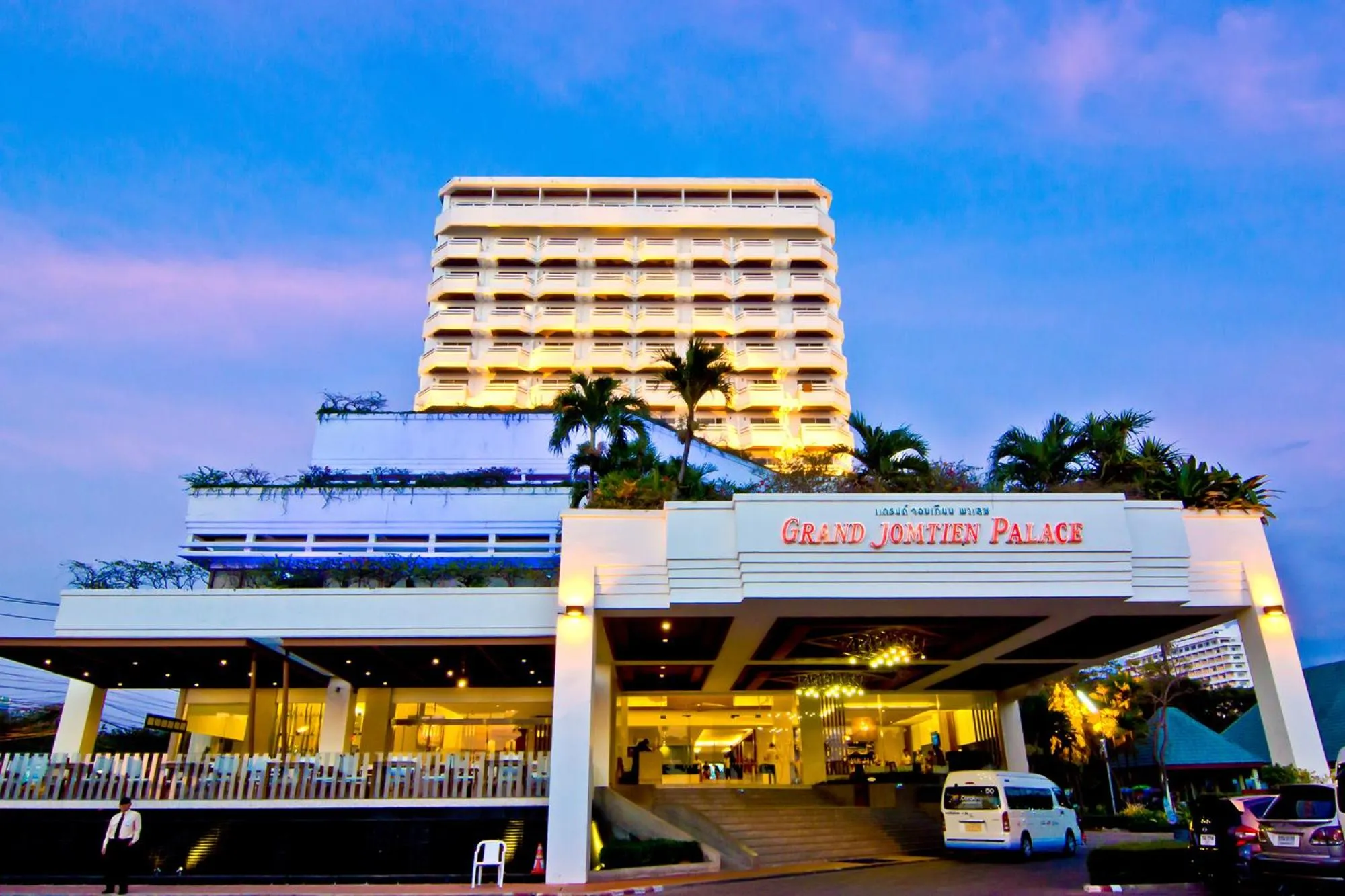 Grand Jomtien Palace Hotel - SHA Extra Plus