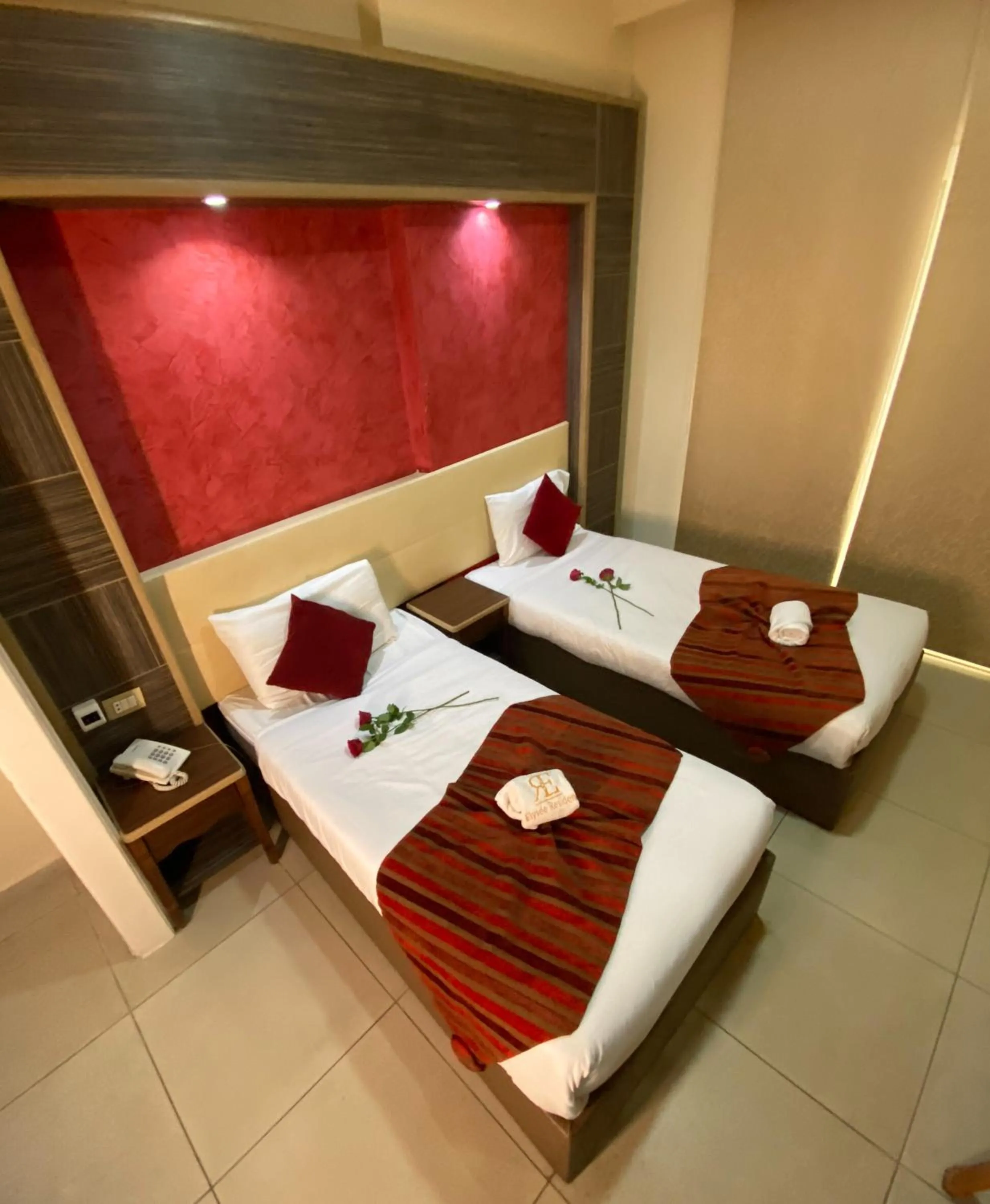 Bed in Elysee Residence