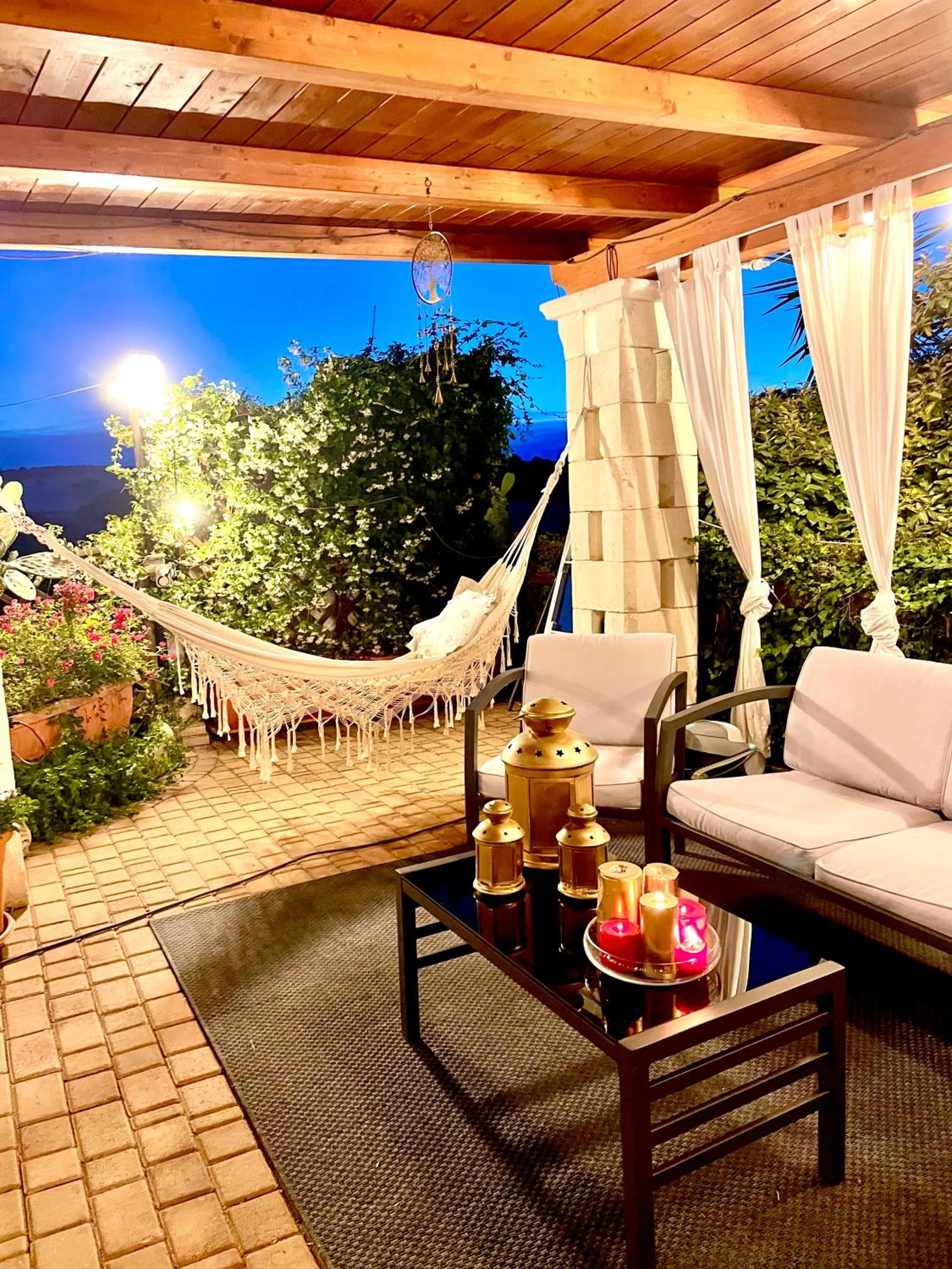 Patio in Mirella Charming