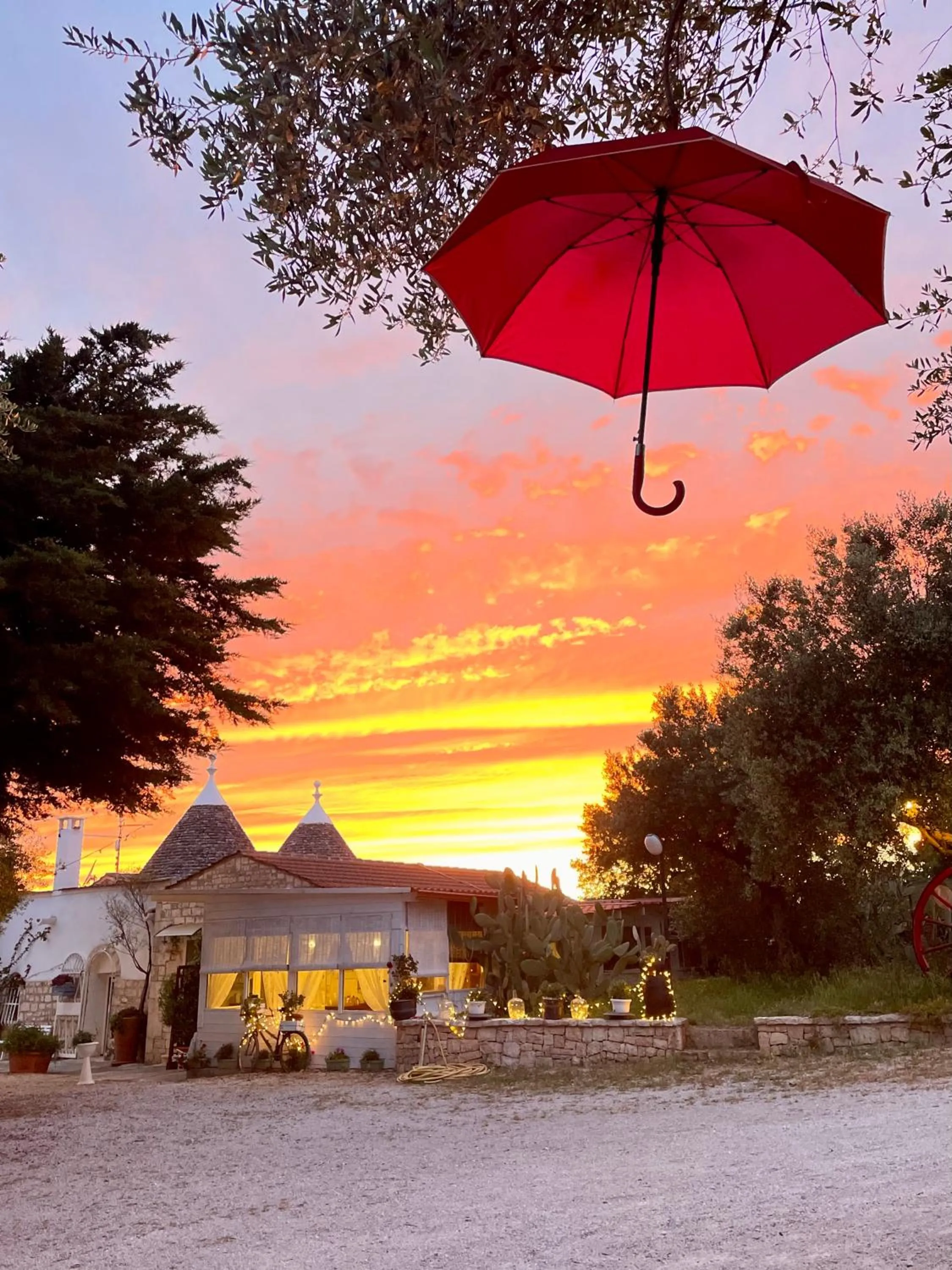 Sunset in Mirella Charming