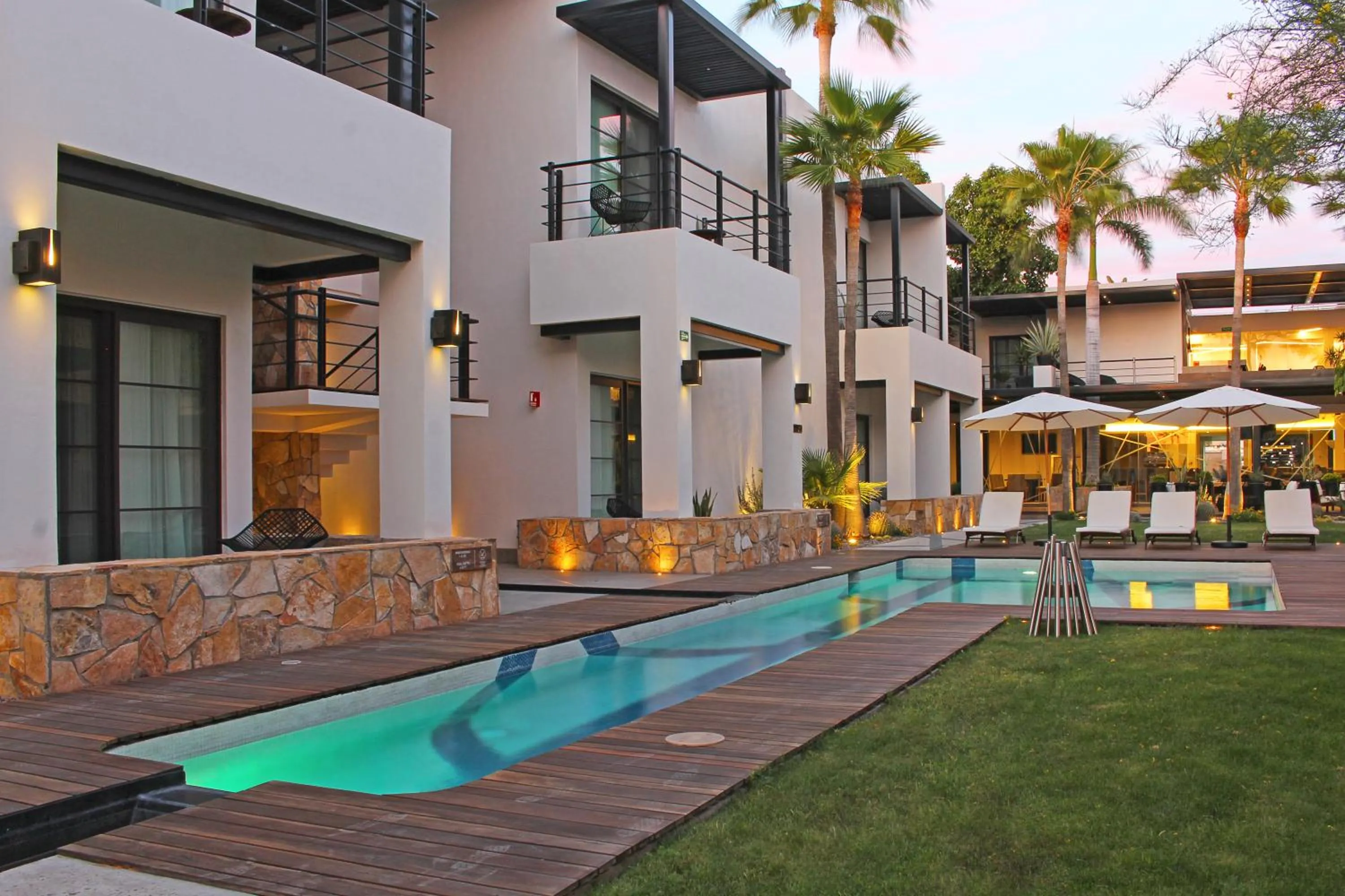 Swimming pool in Marsella 45