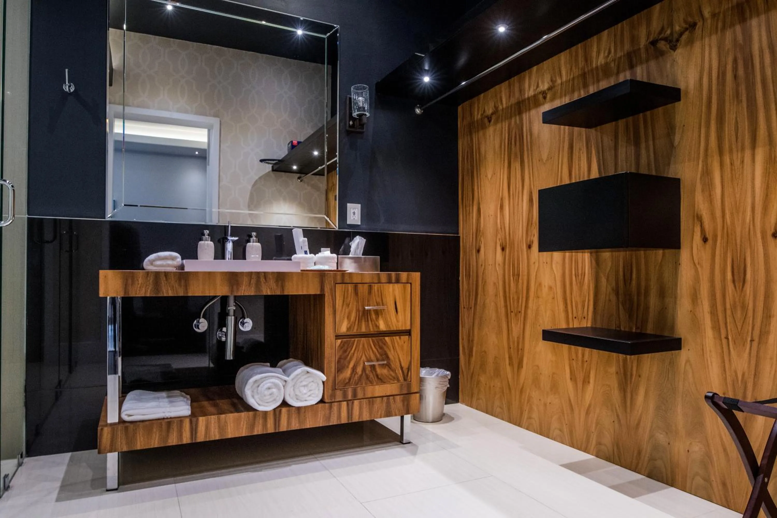 Bathroom in Marsella 45