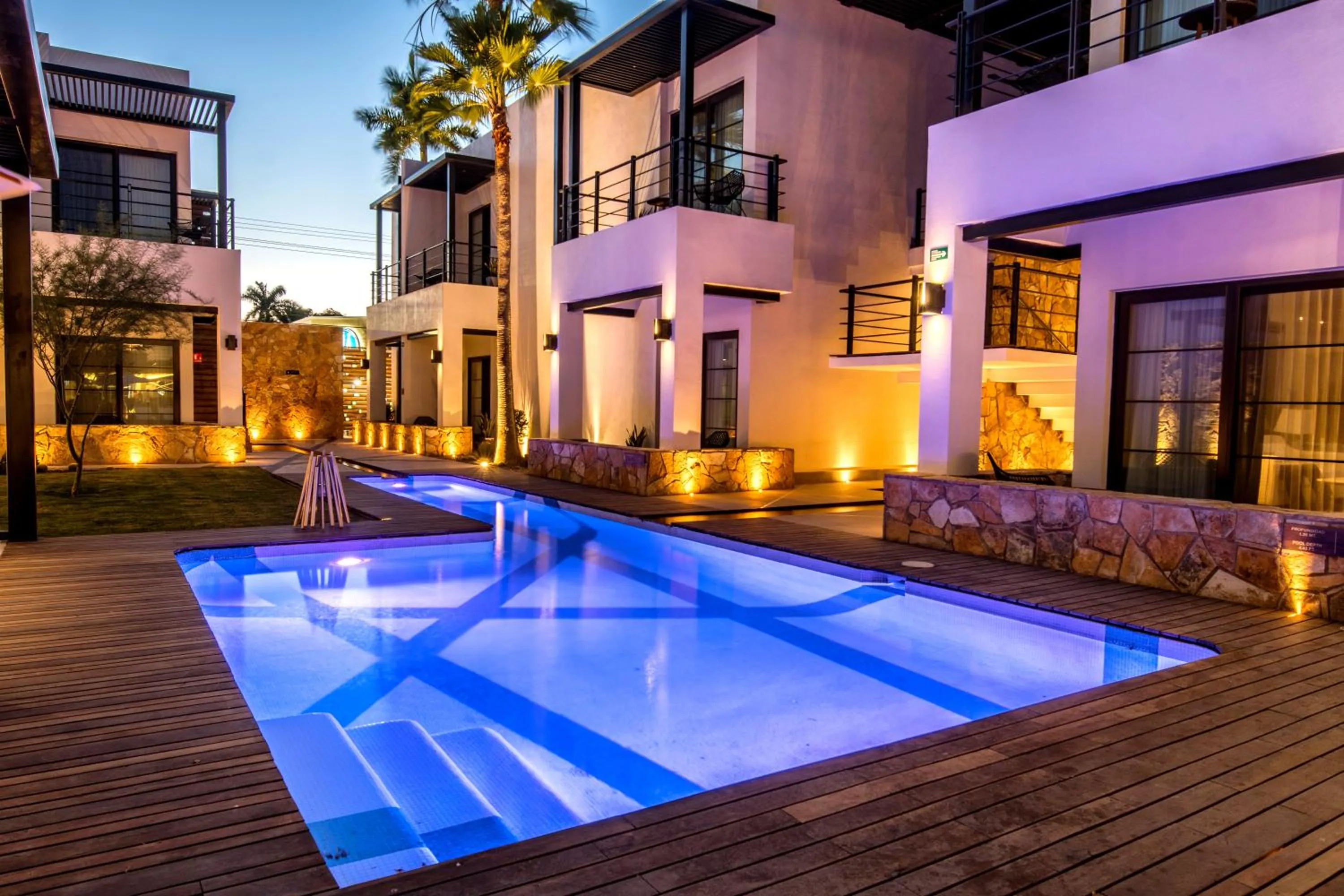 Swimming pool in Marsella 45