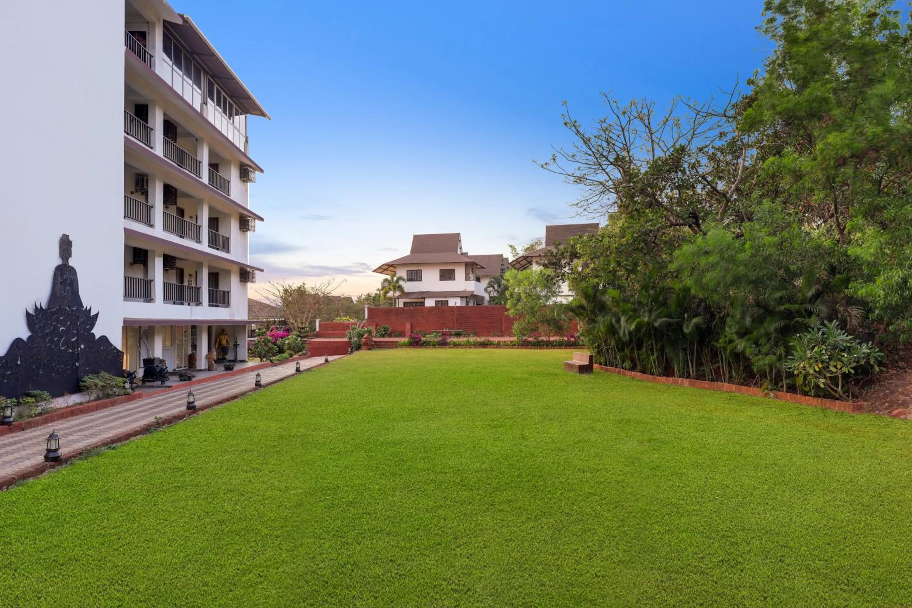 Banquet/Function facilities in Lemon Tree Hotel, Dapoli