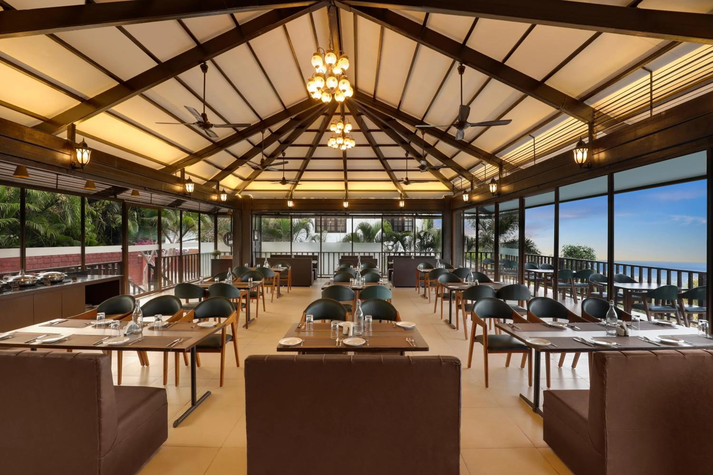 Restaurant/places to eat in Lemon Tree Hotel, Dapoli