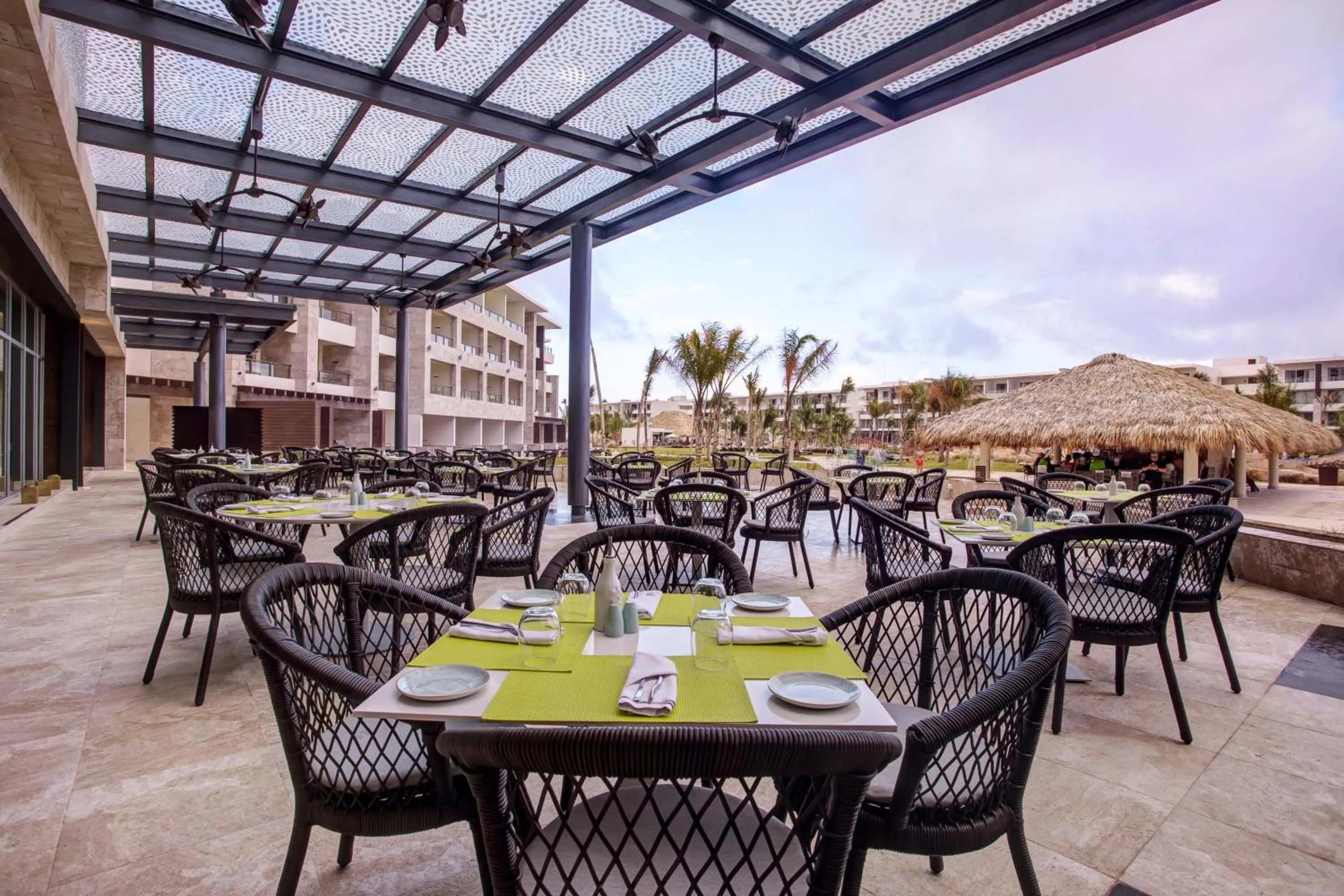 Restaurant/places to eat in Royalton Bavaro, An Autograph Collection All-Inclusive Resort & Casino