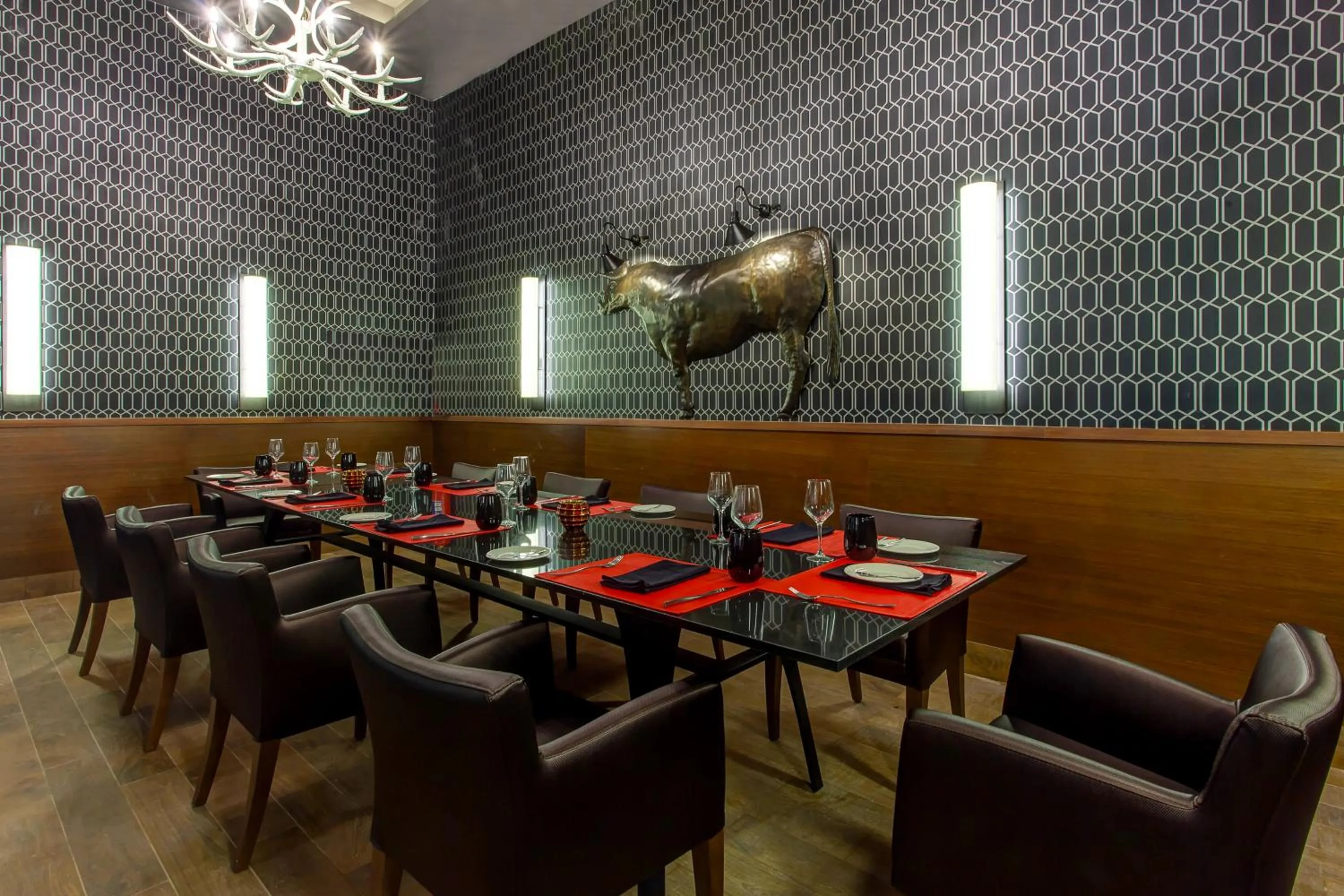 Restaurant/places to eat in Royalton Bavaro, An Autograph Collection All-Inclusive Resort & Casino