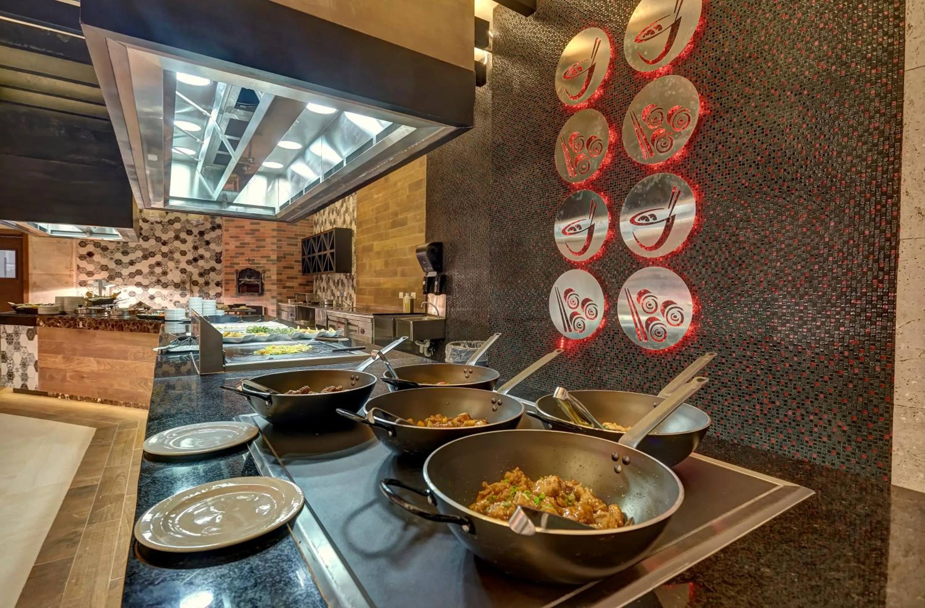 Restaurant/places to eat in Royalton Bavaro, An Autograph Collection All-Inclusive Resort & Casino