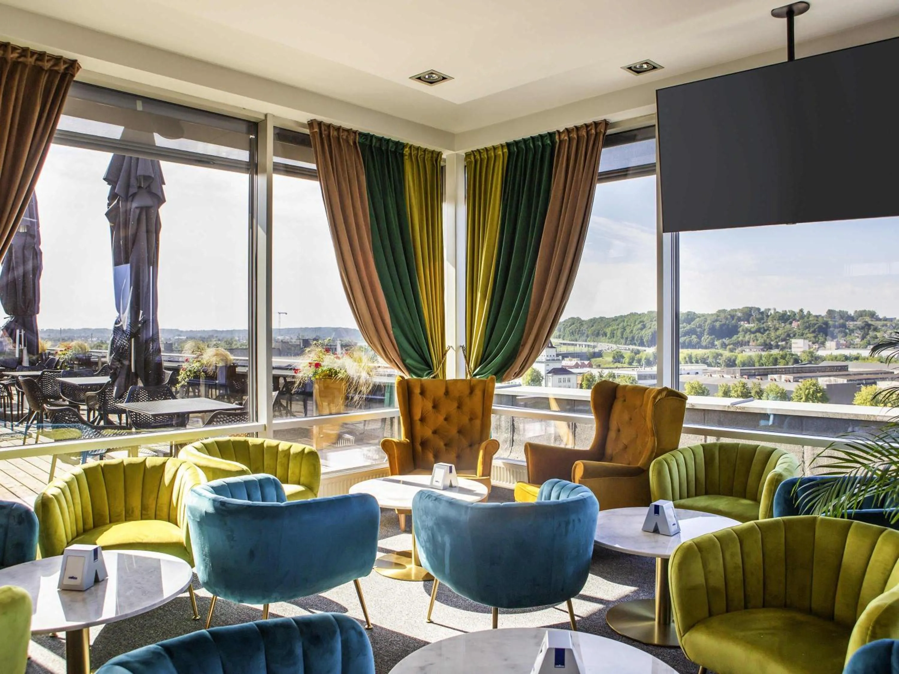 Lounge or bar in IBIS Styles Kaunas Centre