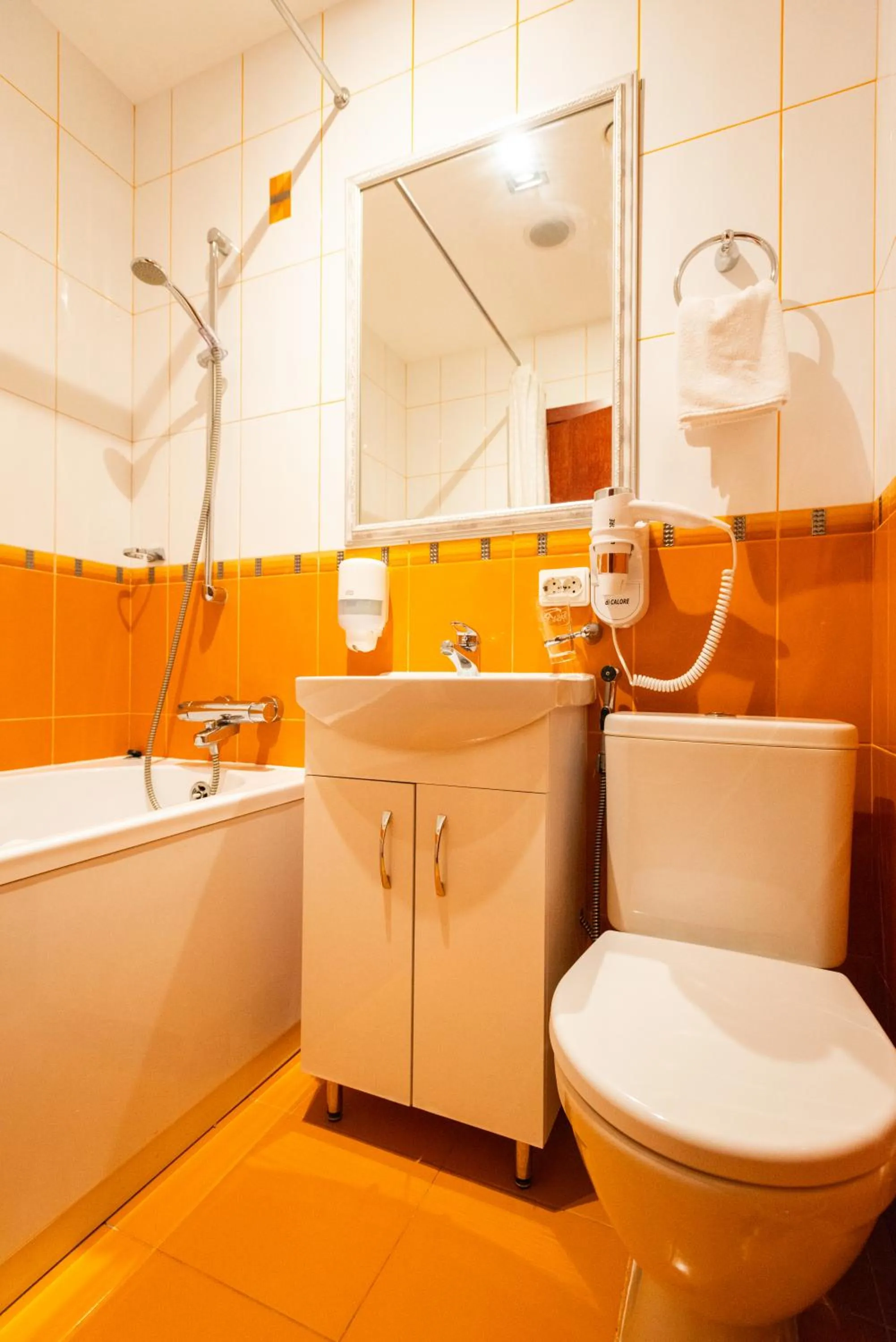 Bathroom in Hotel Medūna
