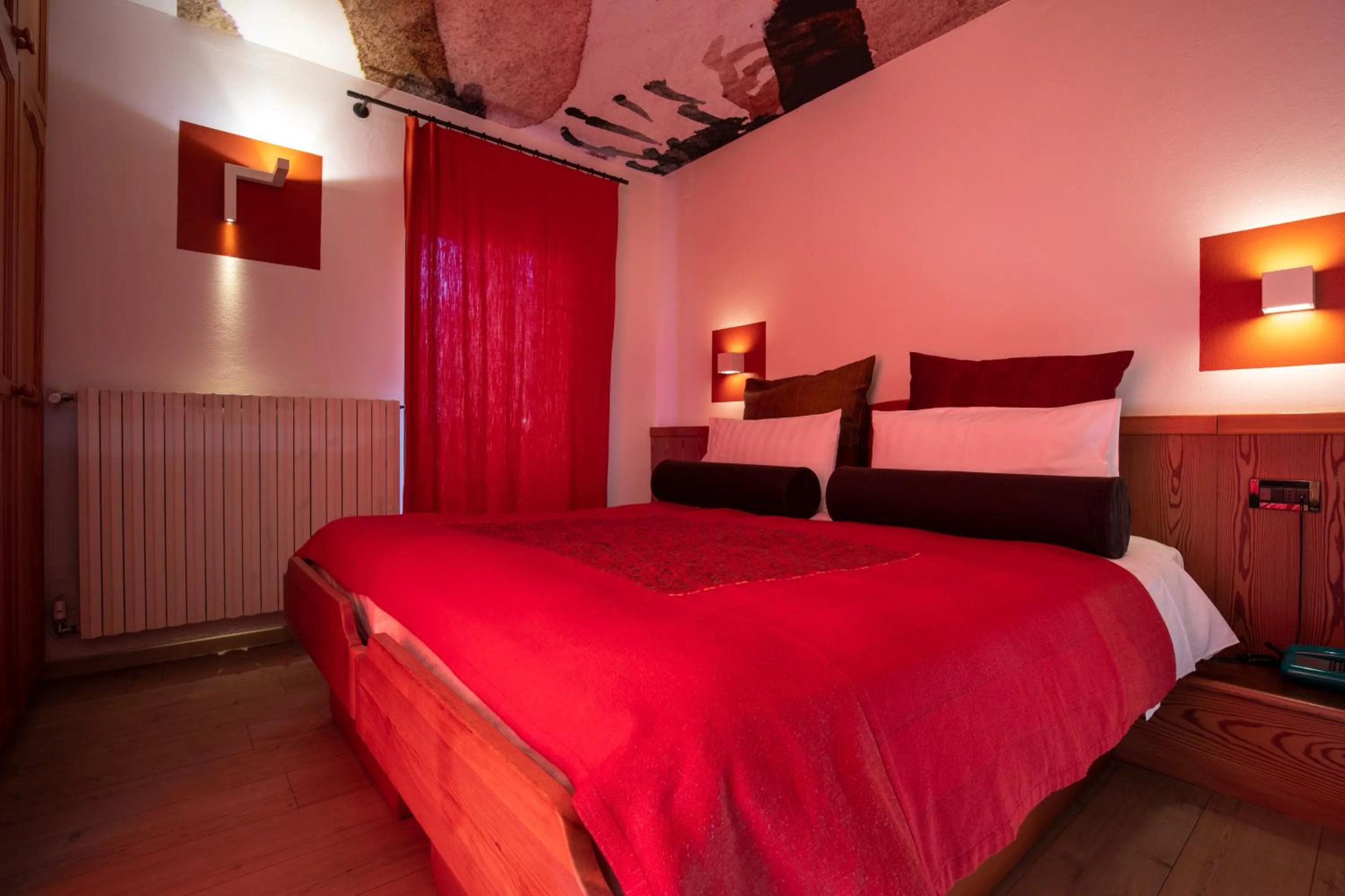 Photo of the whole room, Bed in Hotel Isolabella Wellness