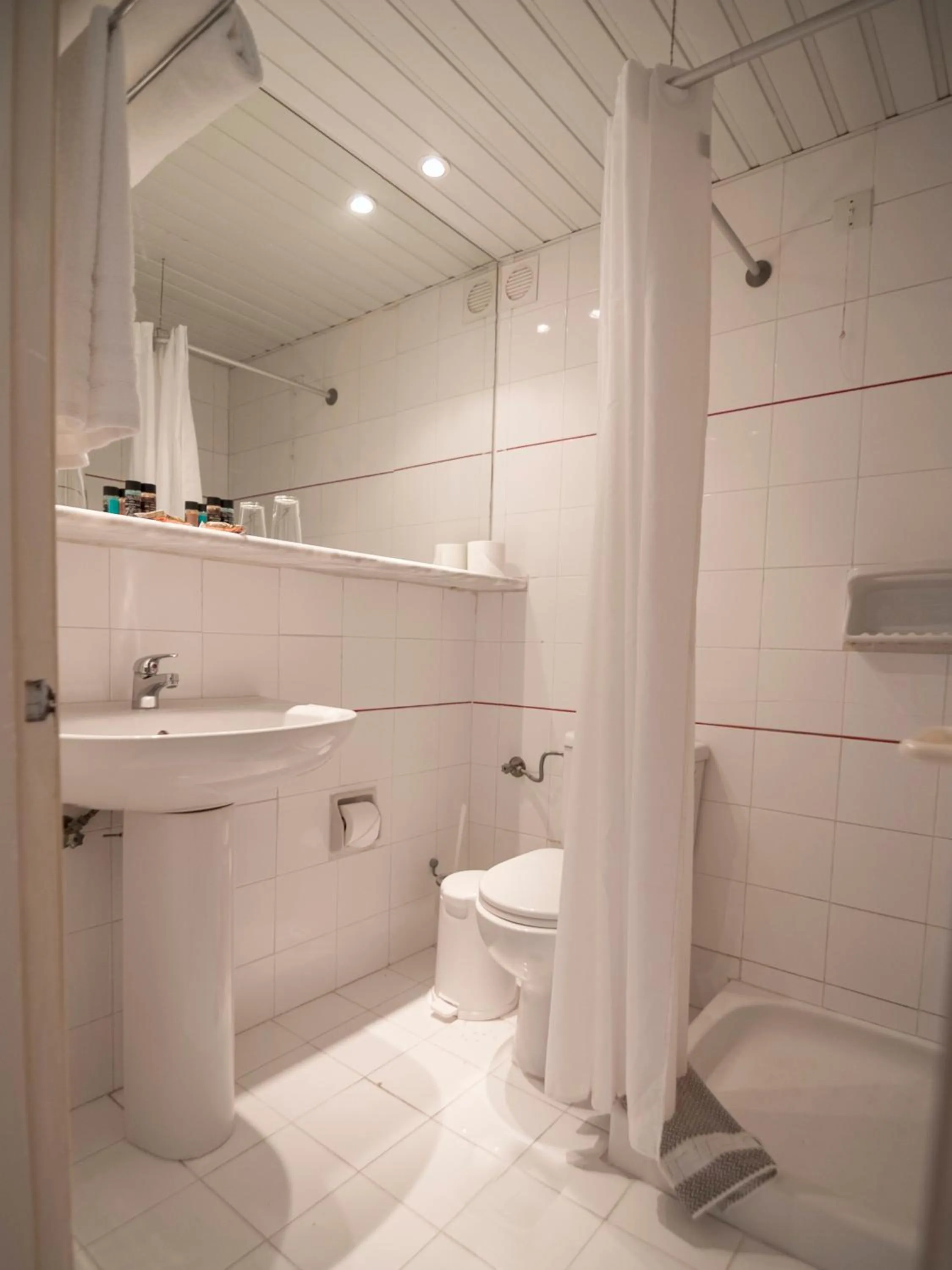 Bathroom in Mitsis Messonghi