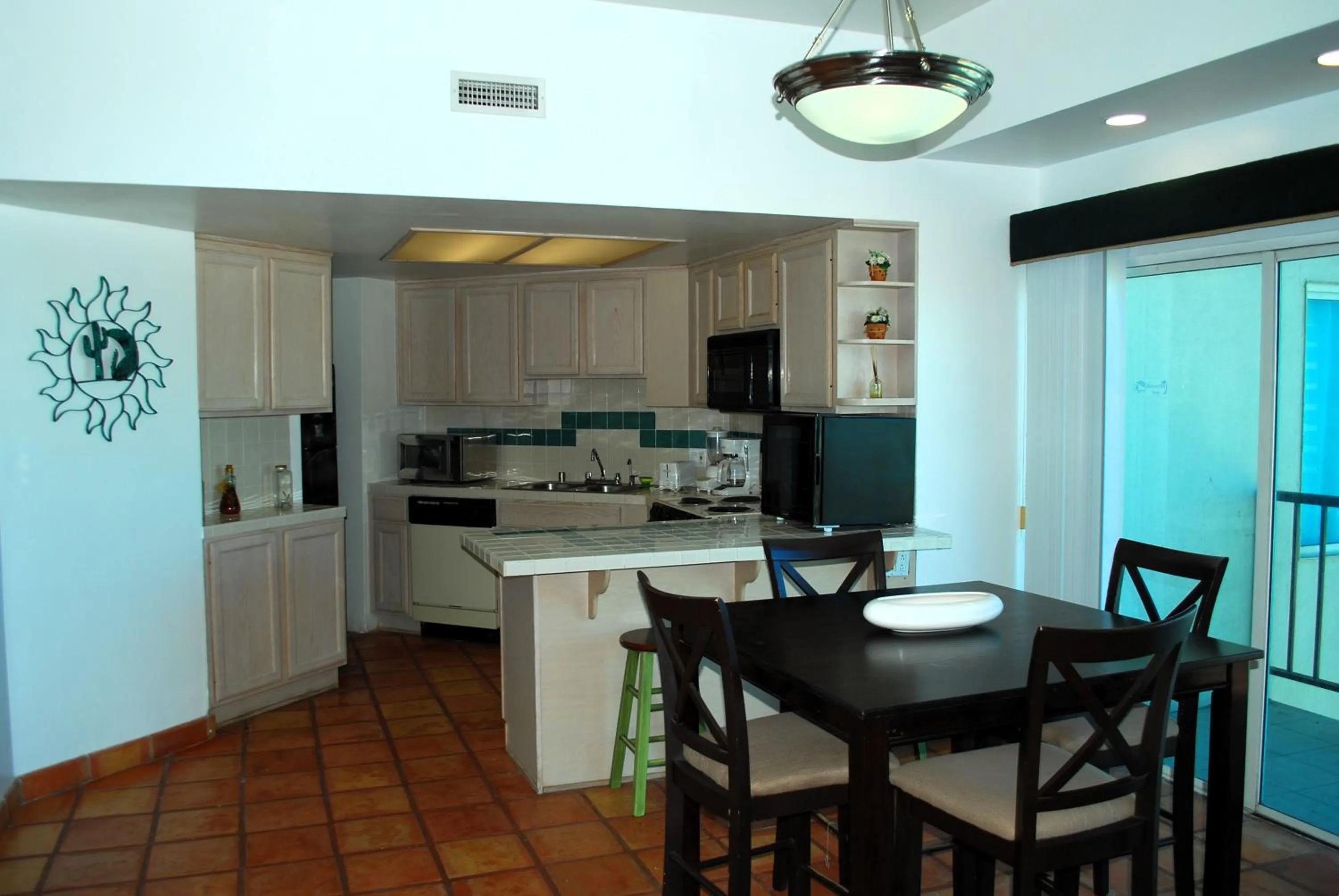 Kitchen or kitchenette in Rosarito Inn
