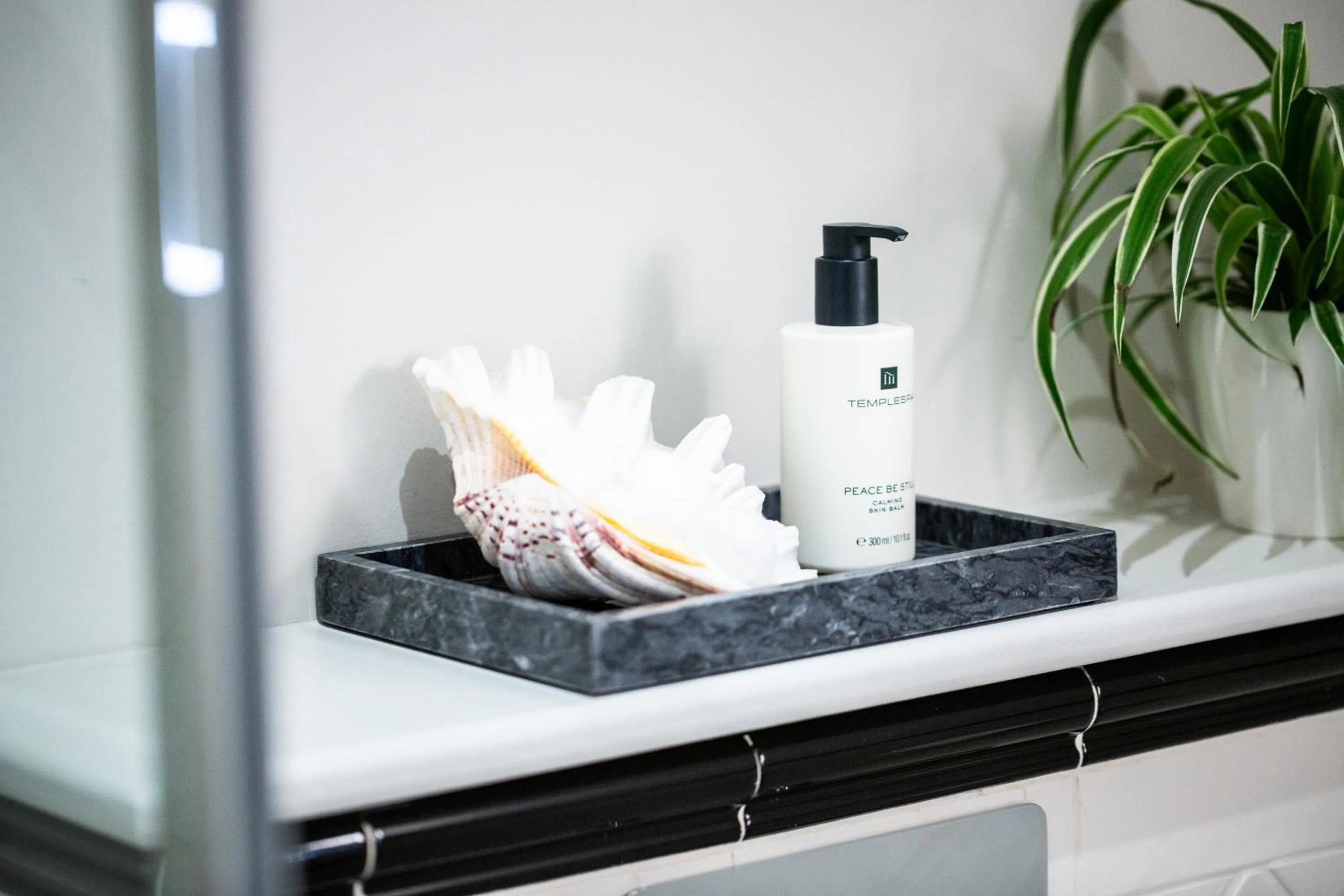 Bathroom in Mallory Court Country House Hotel & Spa