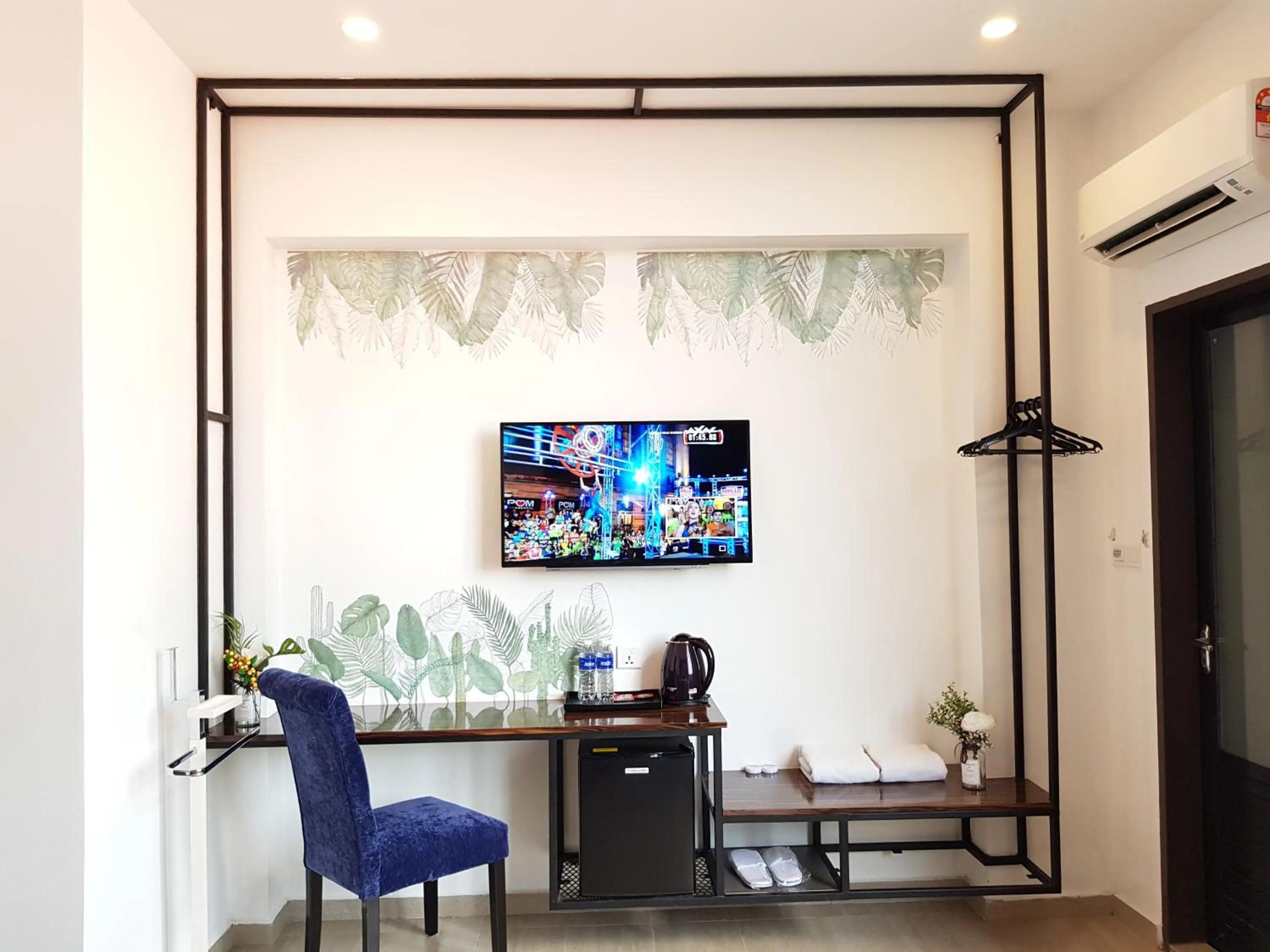 TV and multimedia in Leo Palace Hotel New Wing, WTC Kuala Lumpur