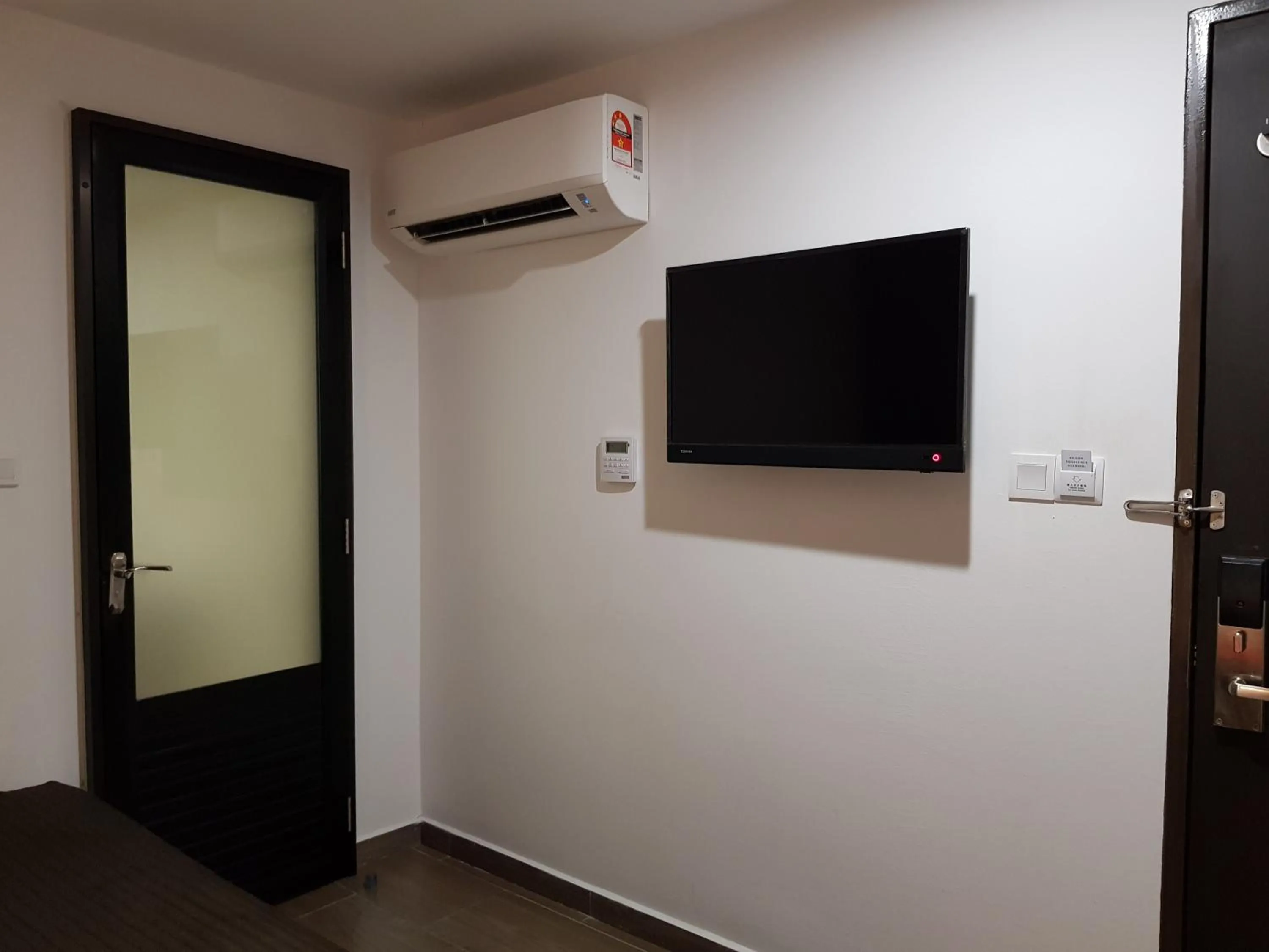 TV and multimedia in Leo Palace Hotel New Wing, WTC Kuala Lumpur